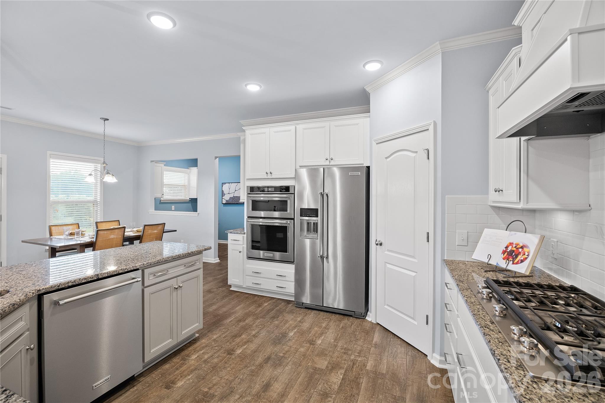 10522 Honeyfur Court — Charlotte