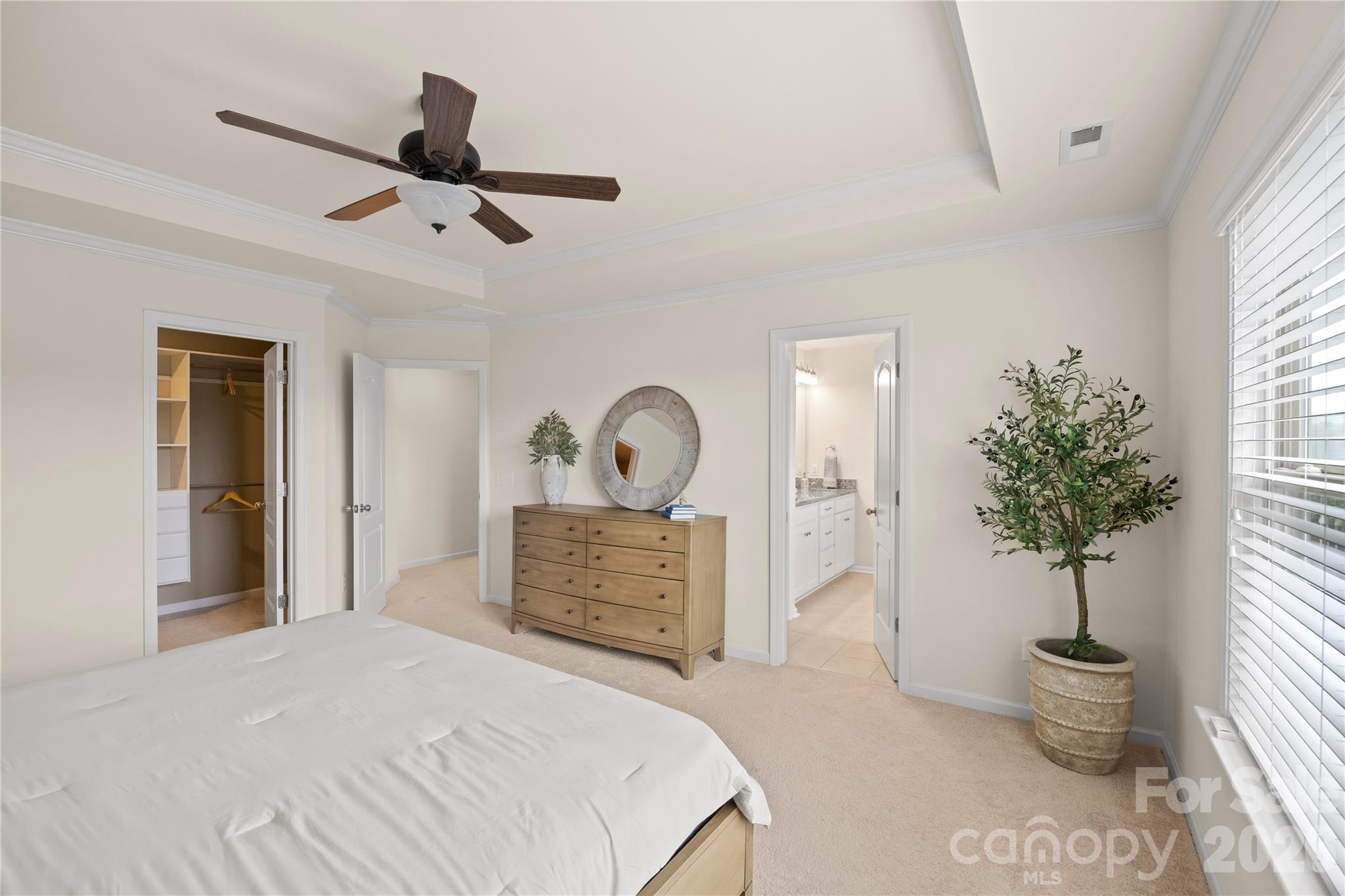 10522 Honeyfur Court — Charlotte