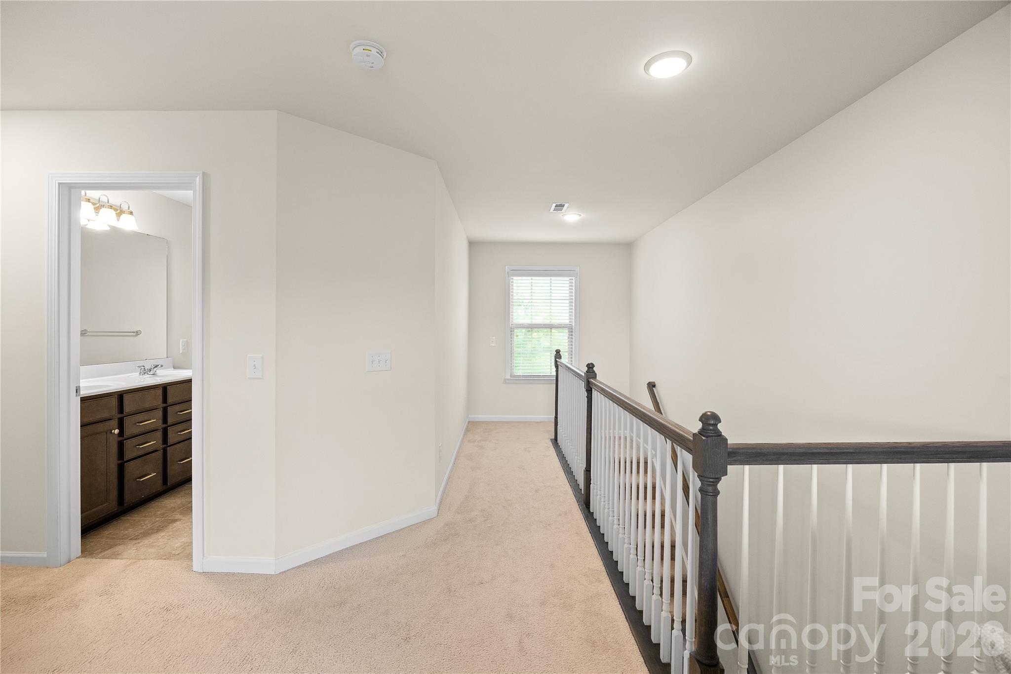 10522 Honeyfur Court — Charlotte