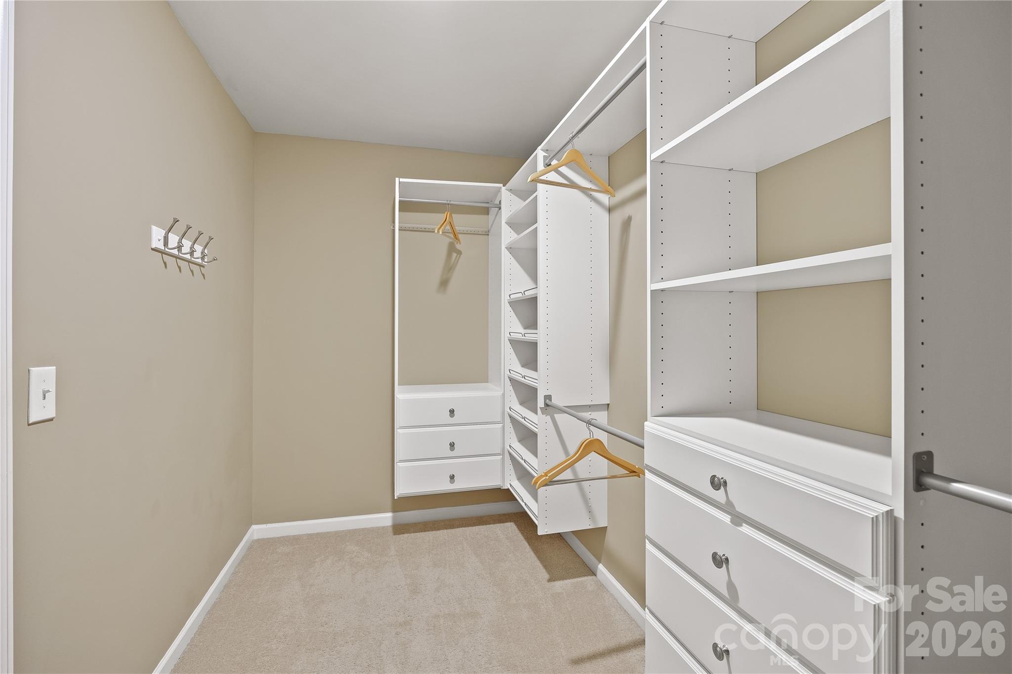 10522 Honeyfur Court — Charlotte