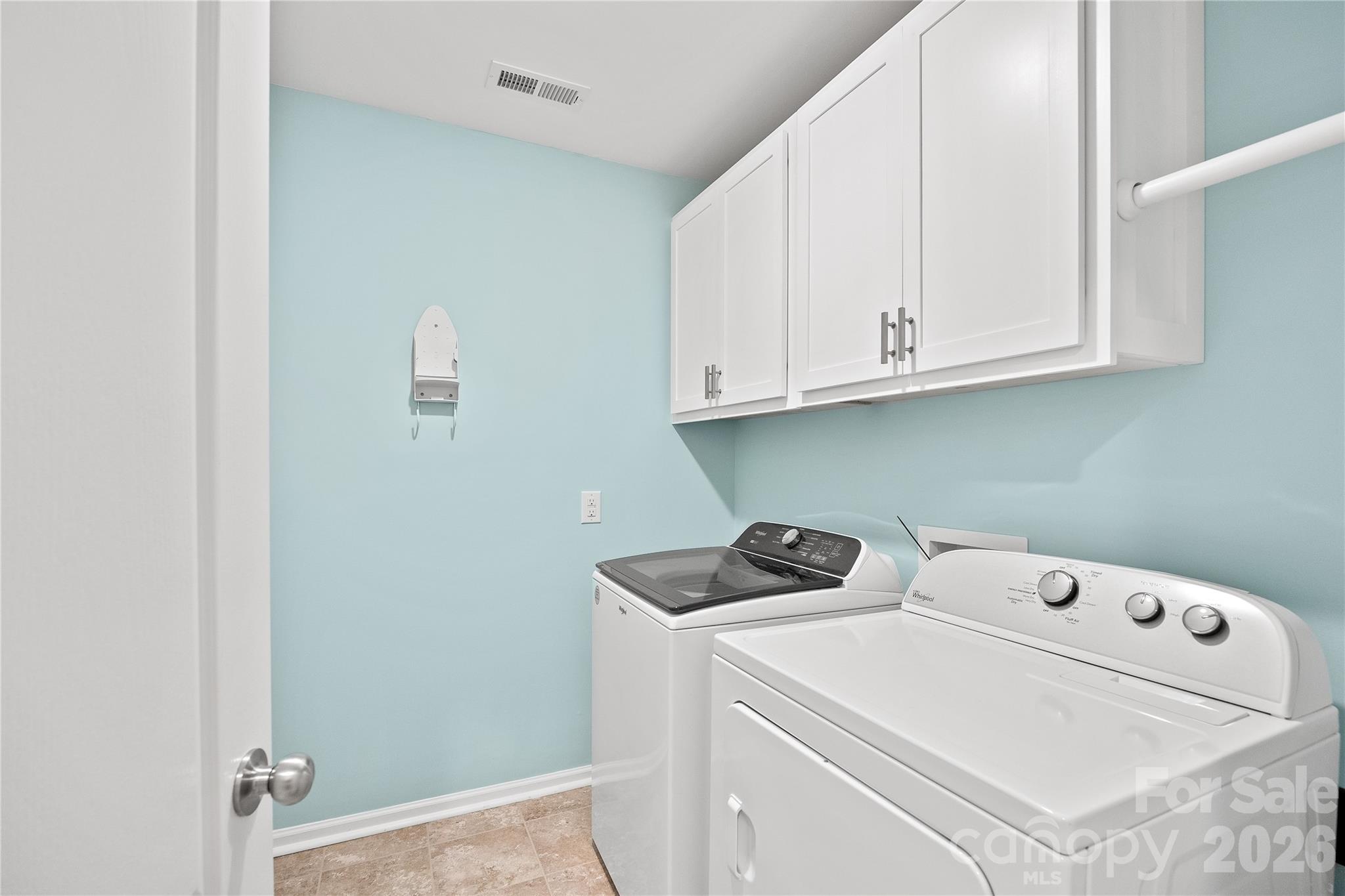 10522 Honeyfur Court — Charlotte