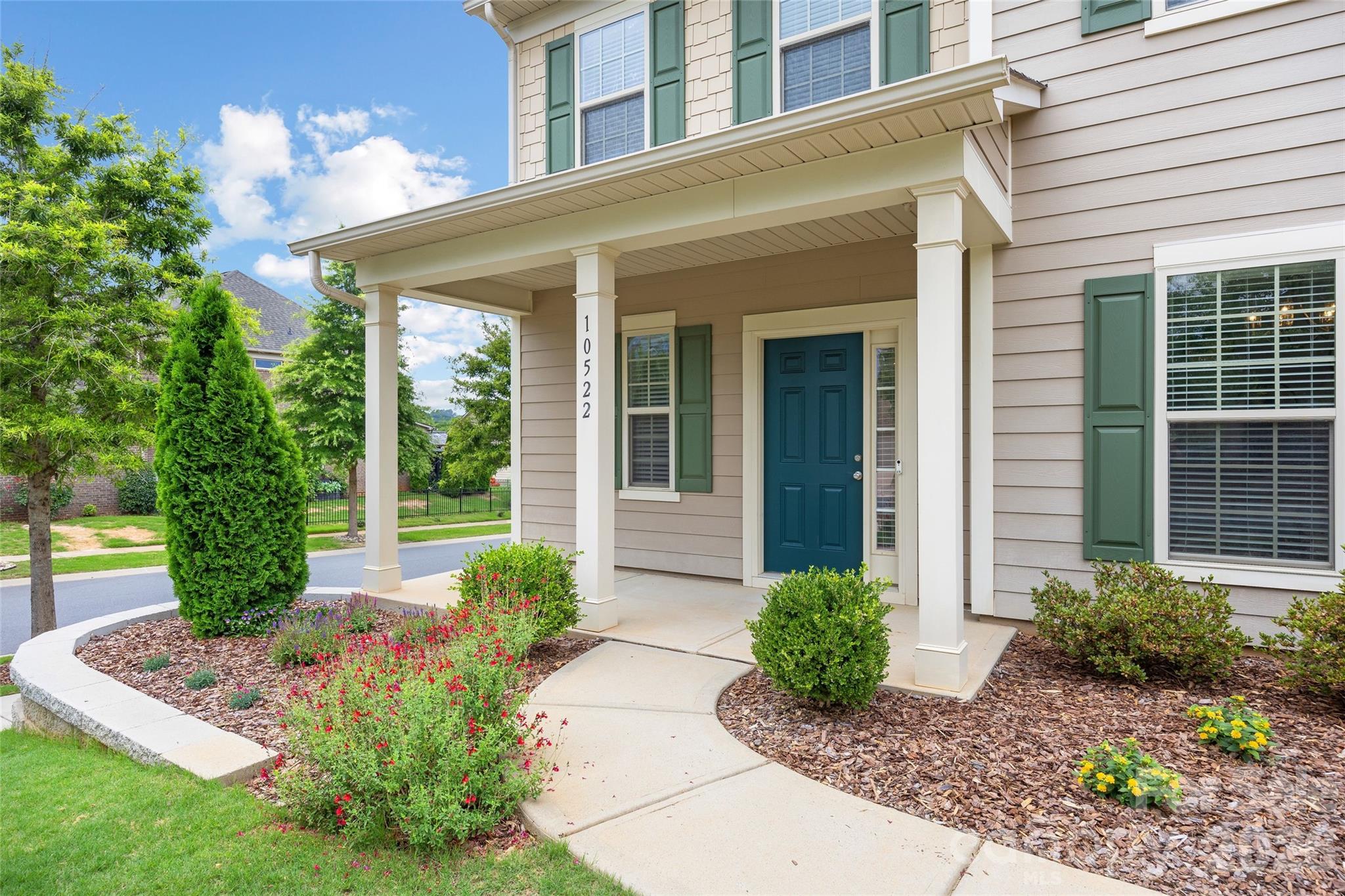 10522 Honeyfur Court — Charlotte