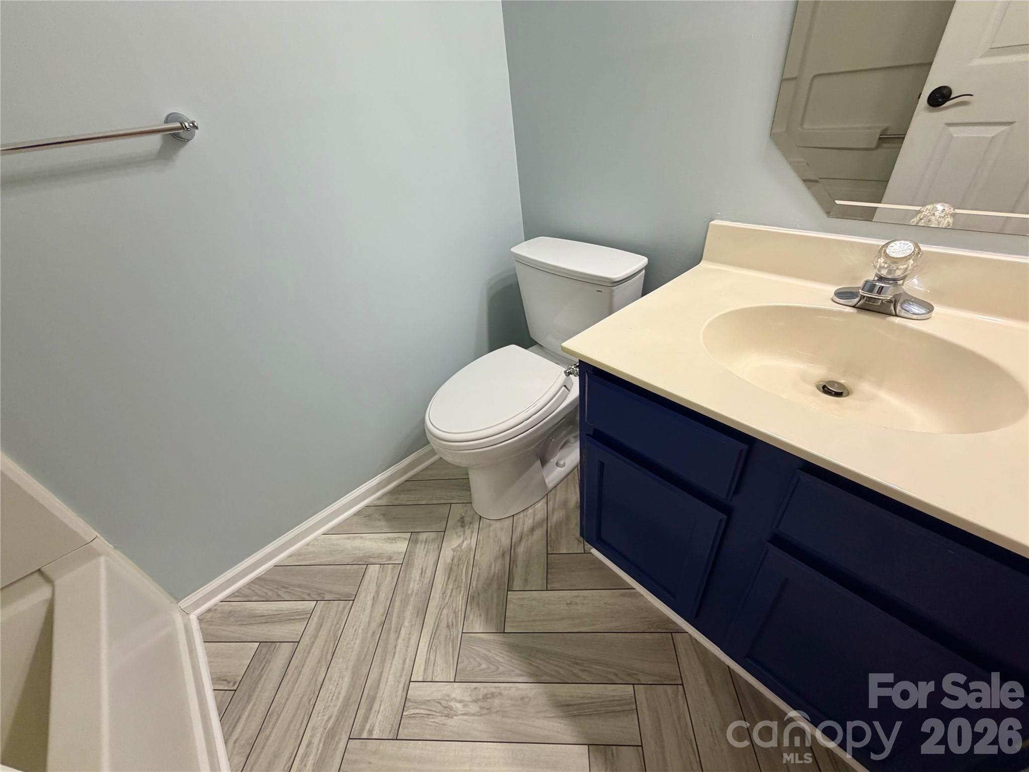 8004 Glencannon Drive — Charlotte