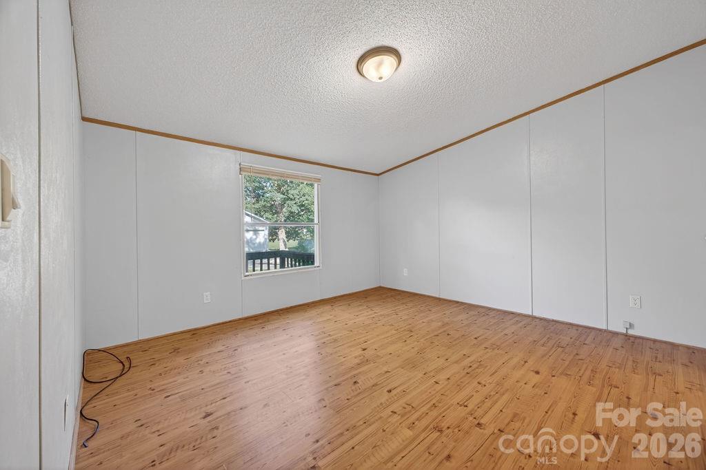 403 Doliver Drive — Horse Shoe