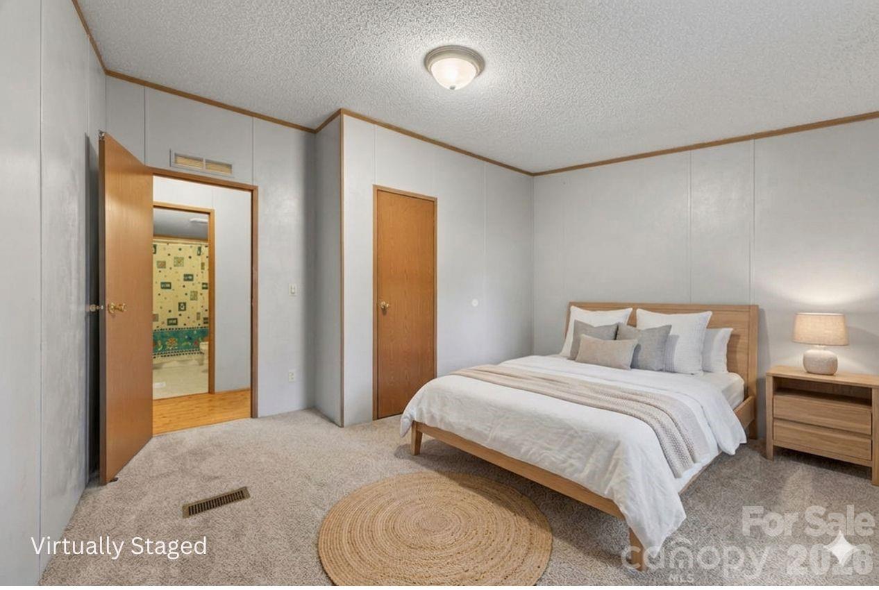 403 Doliver Drive — Horse Shoe