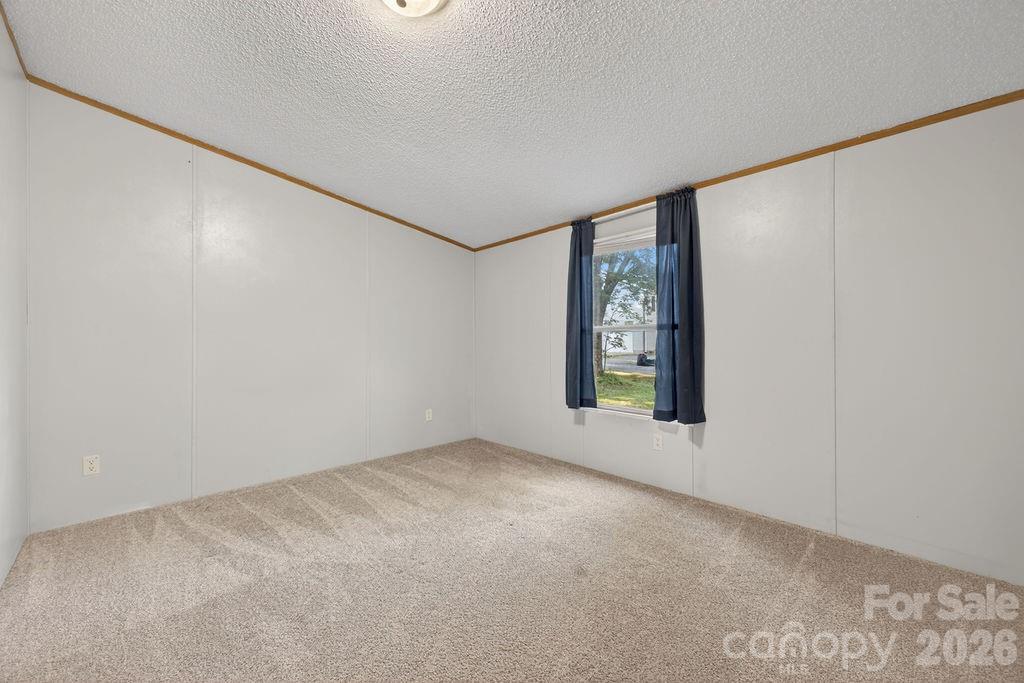 403 Doliver Drive — Horse Shoe