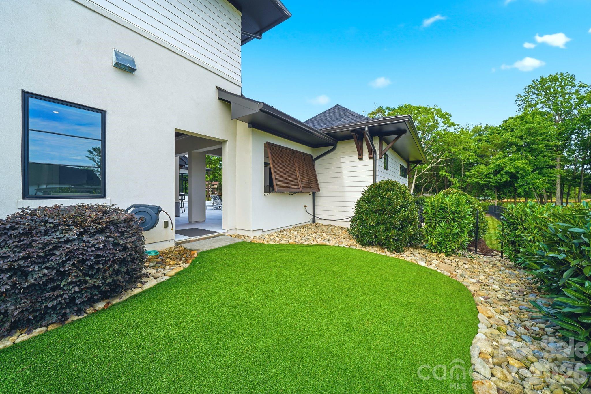 113 Saylors Watch Lane — Mooresville
