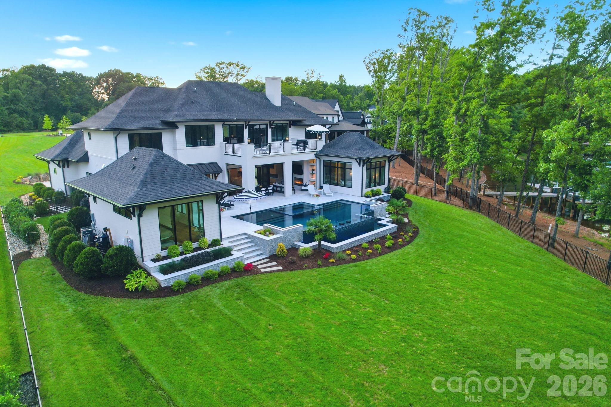 113 Saylors Watch Lane — Mooresville