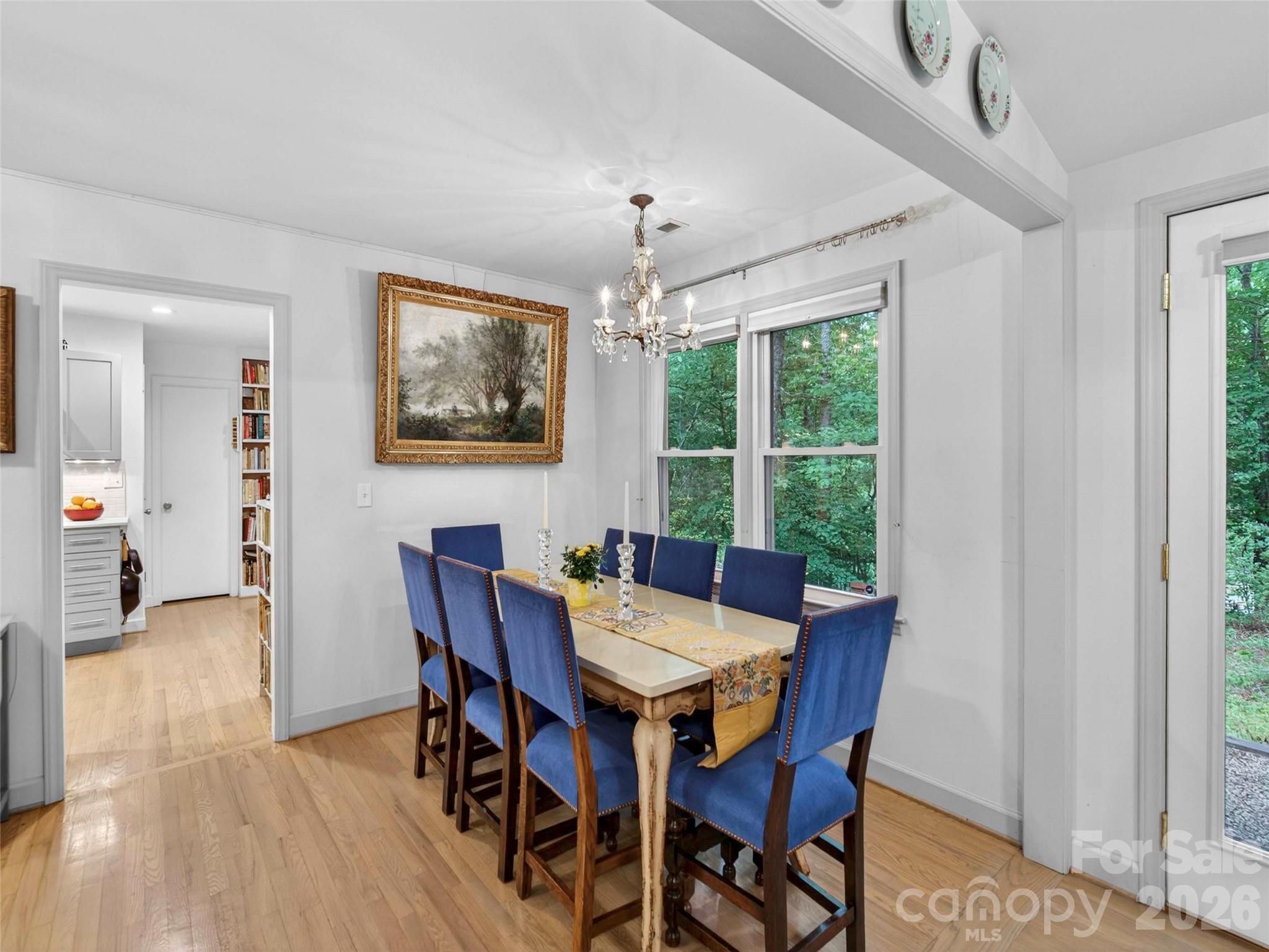 52 Melody Lane — Saluda
