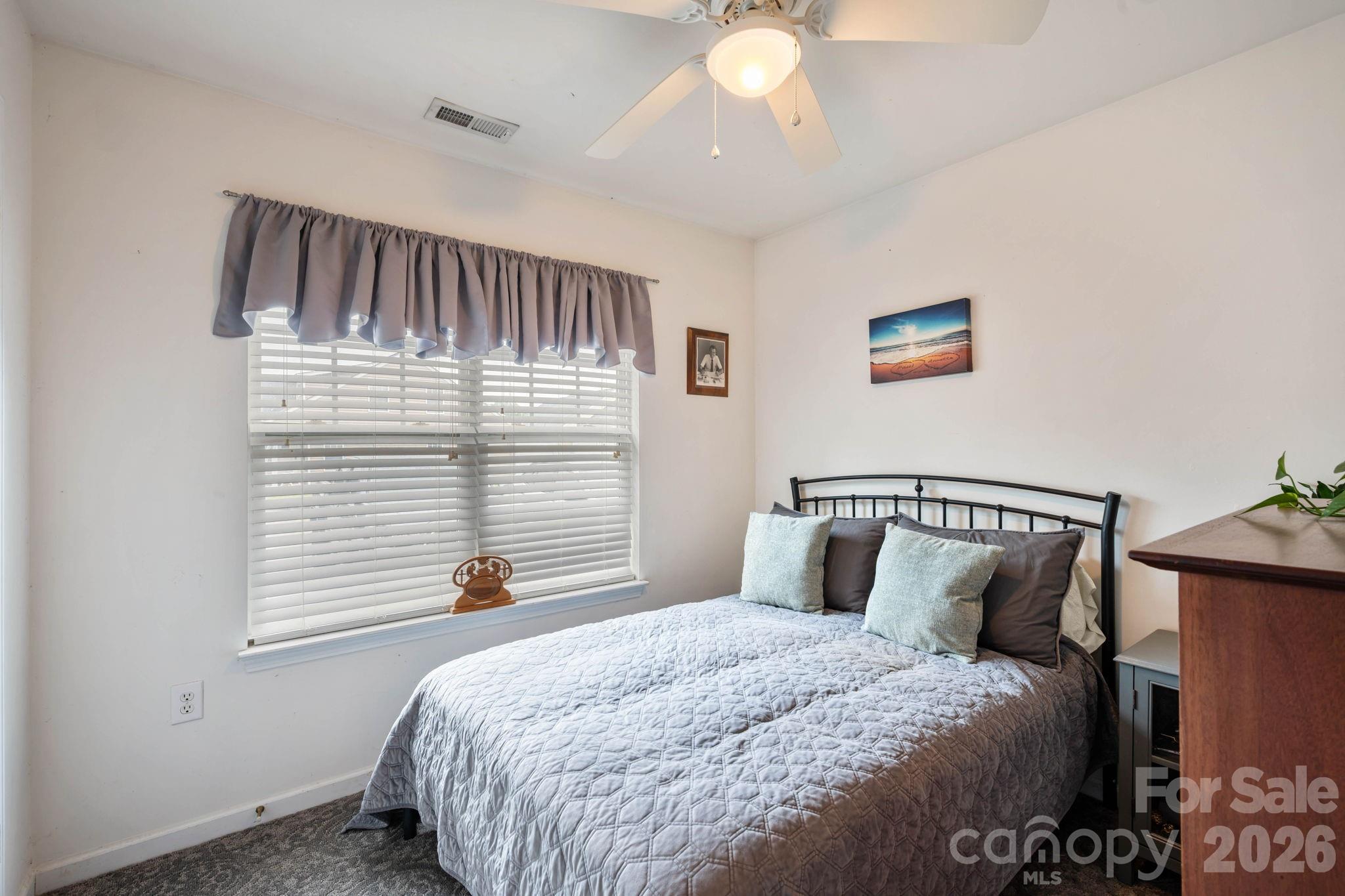 2050 Shady Pond Drive — Clover