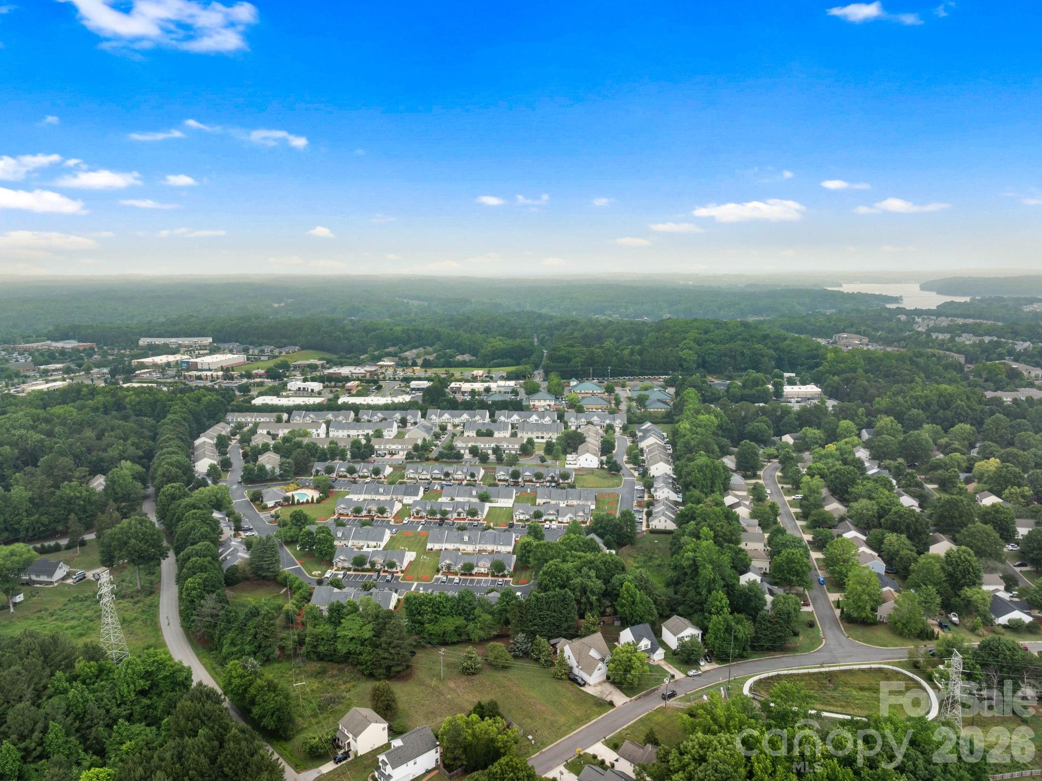 2050 Shady Pond Drive — Clover