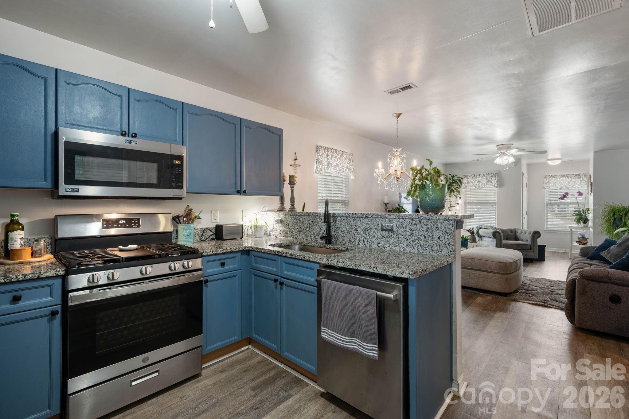 2050 Shady Pond Drive — Clover