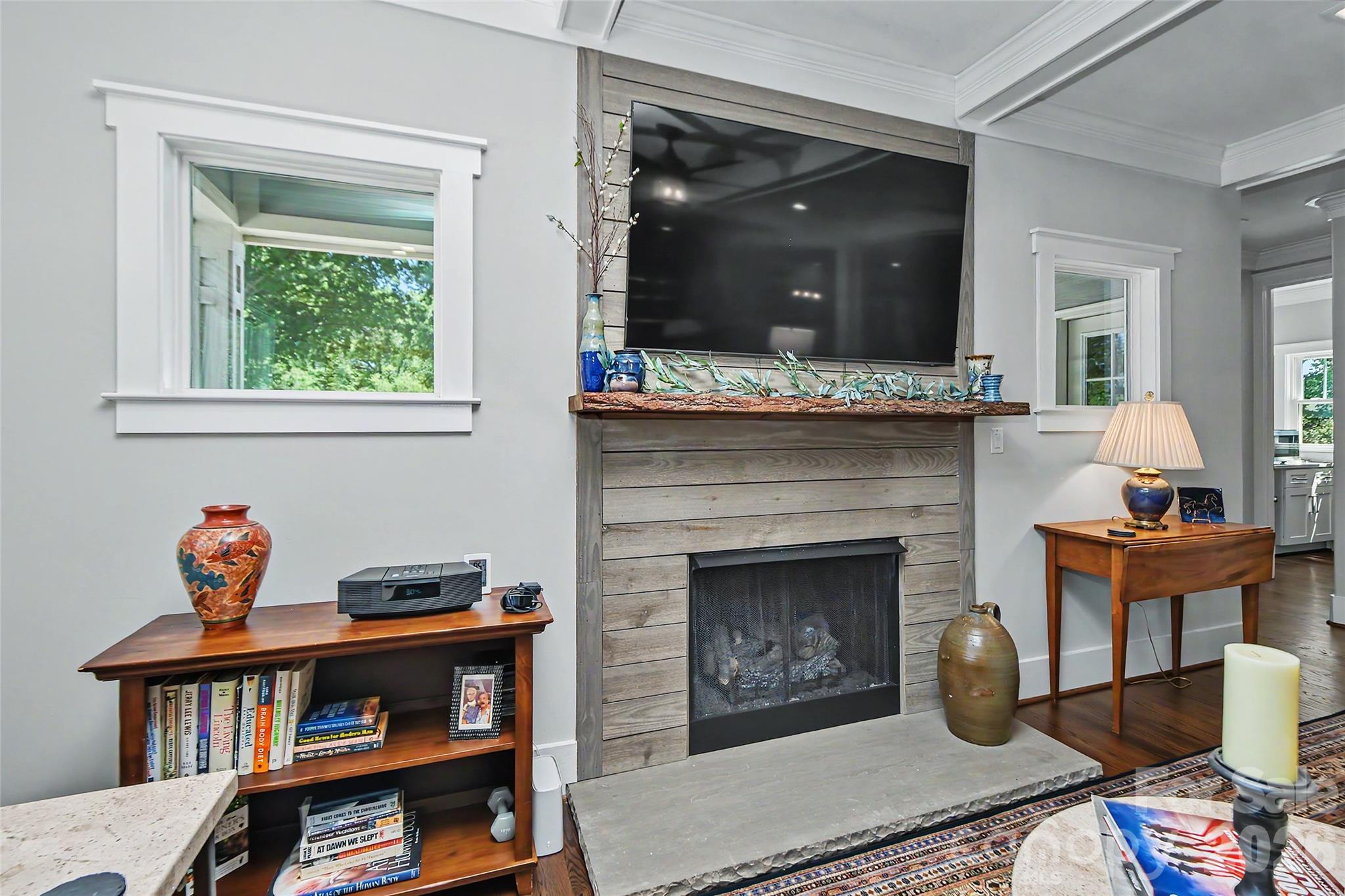 400 Marsh Road — Charlotte