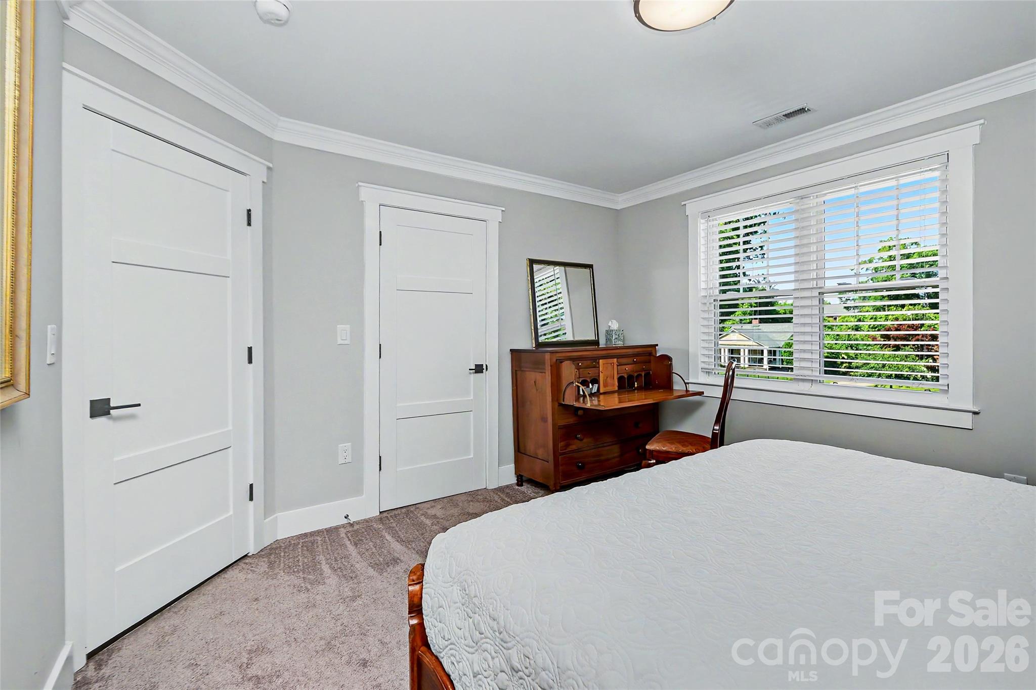 400 Marsh Road — Charlotte