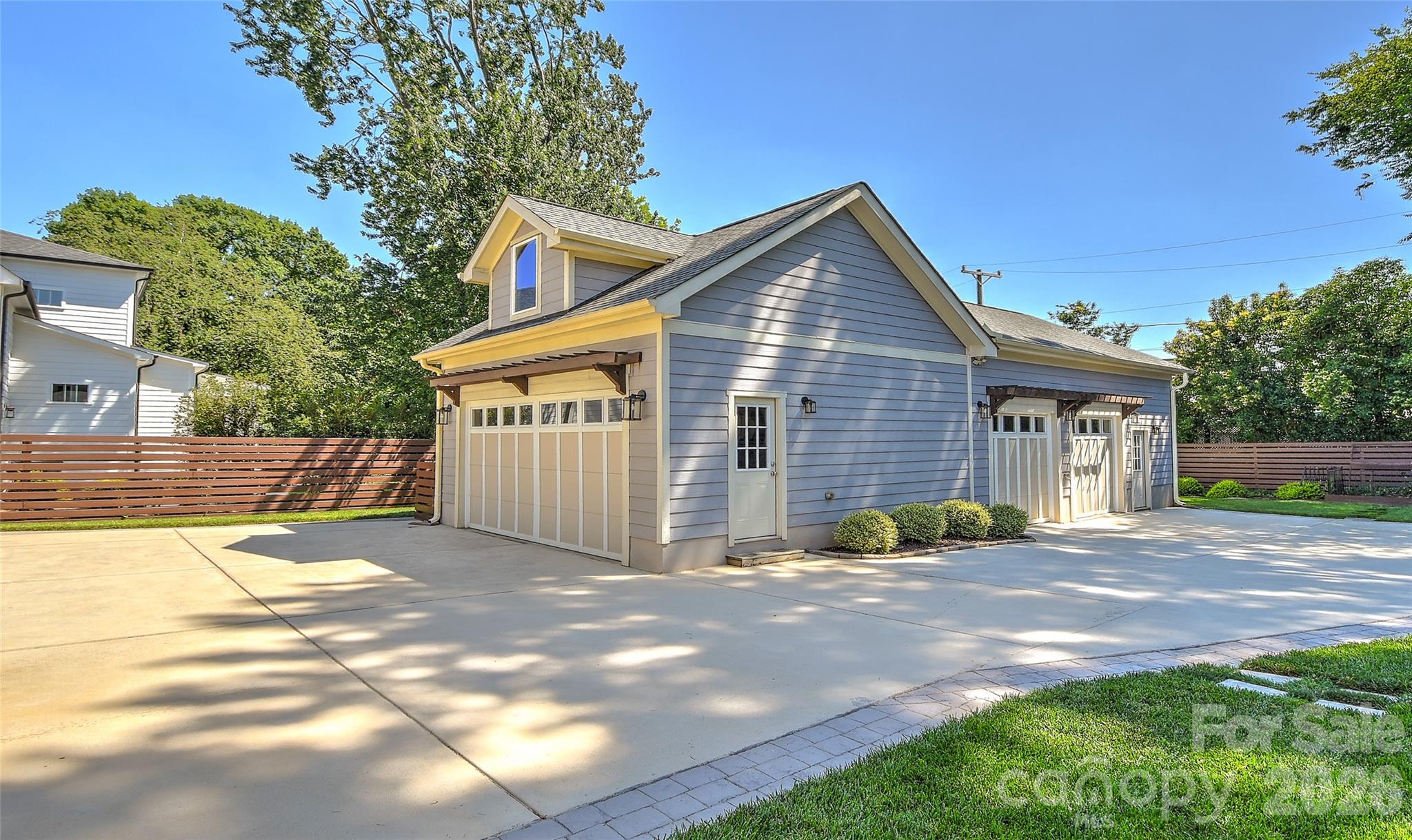 400 Marsh Road — Charlotte
