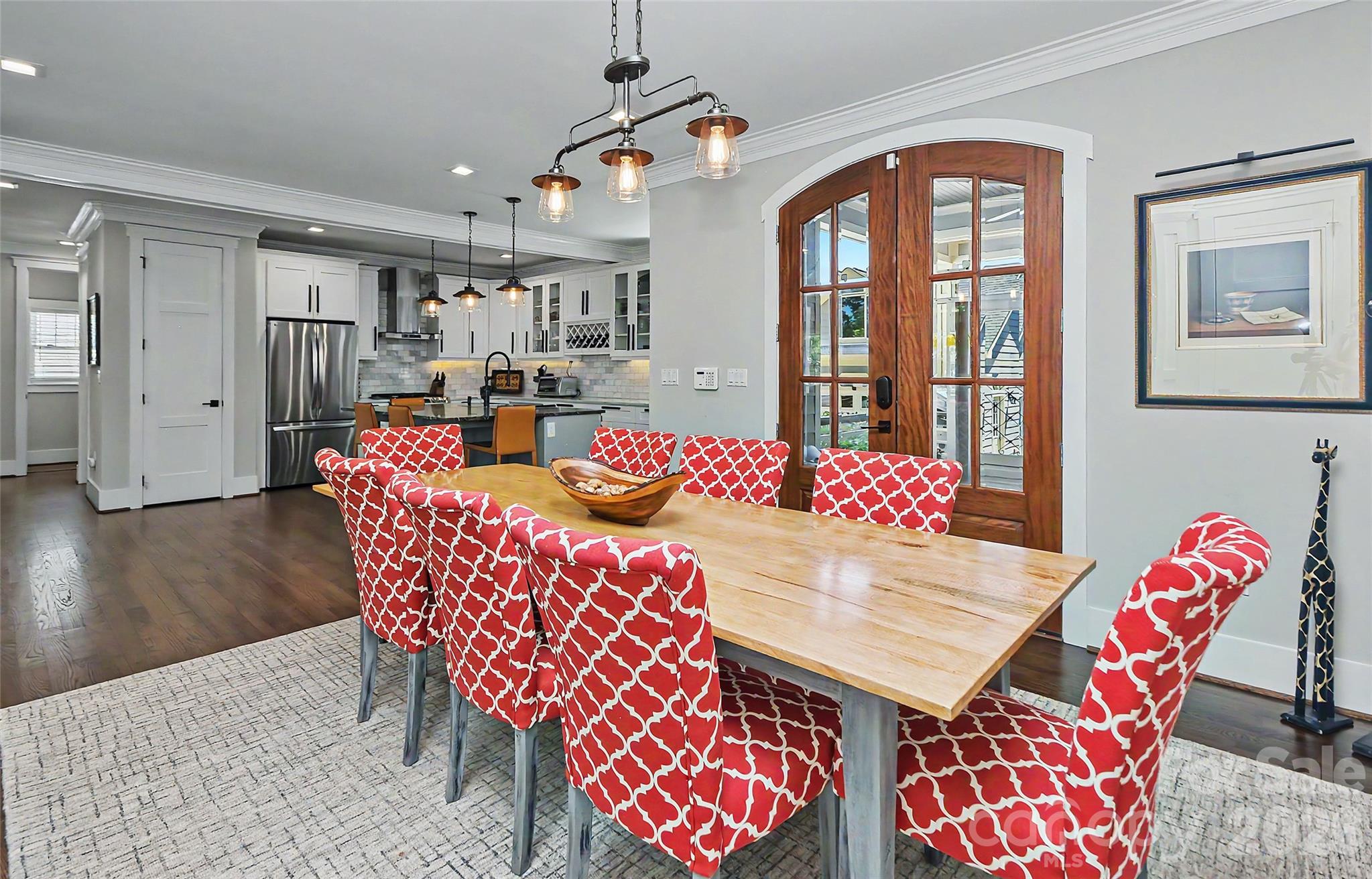 400 Marsh Road — Charlotte