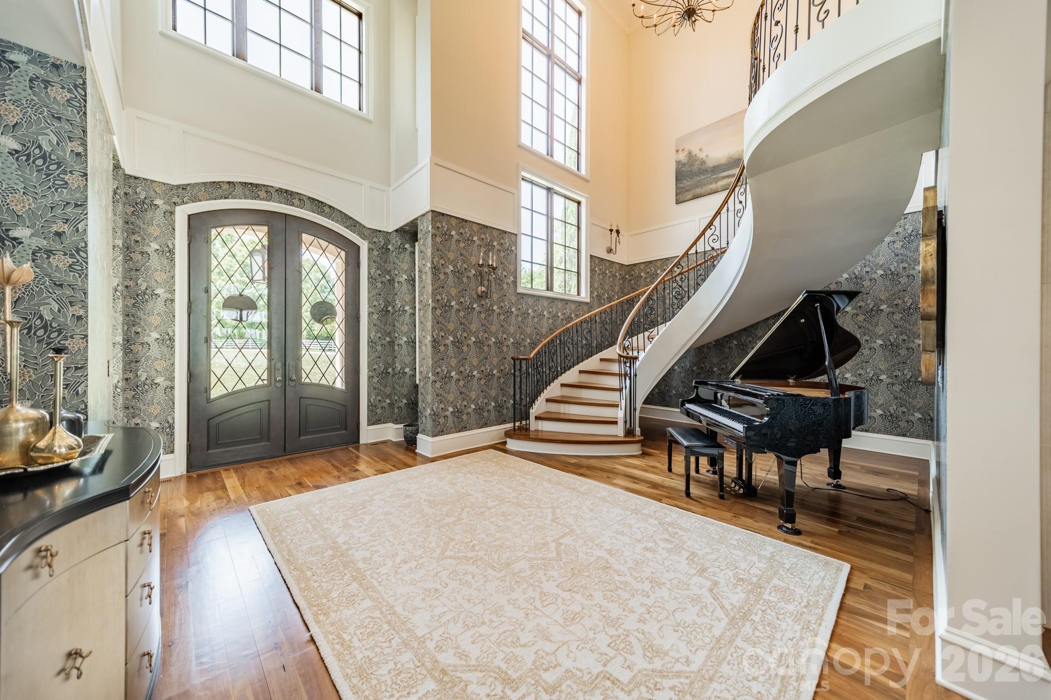 5204 Masons Ferry Road — Clover