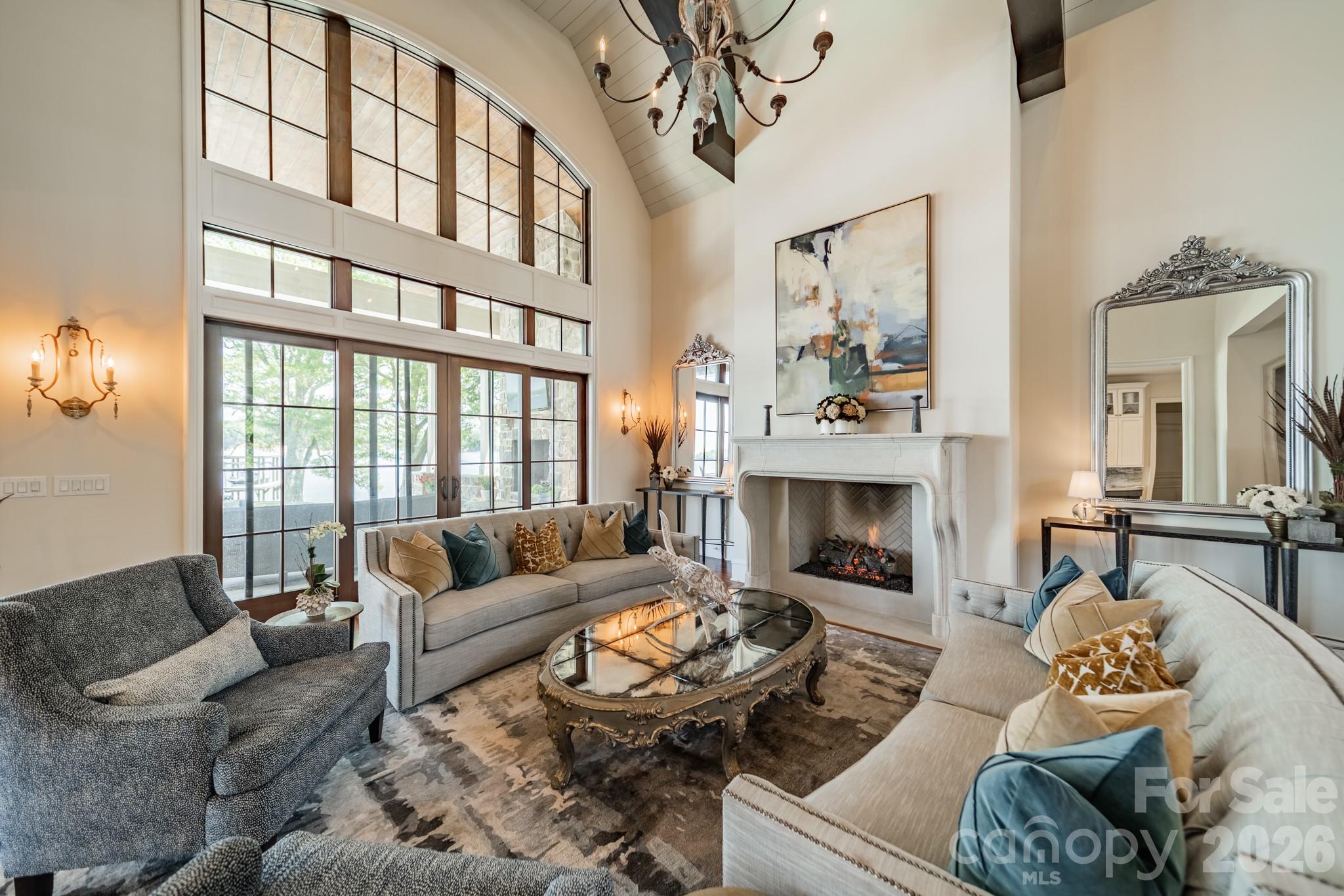 5204 Masons Ferry Road — Clover