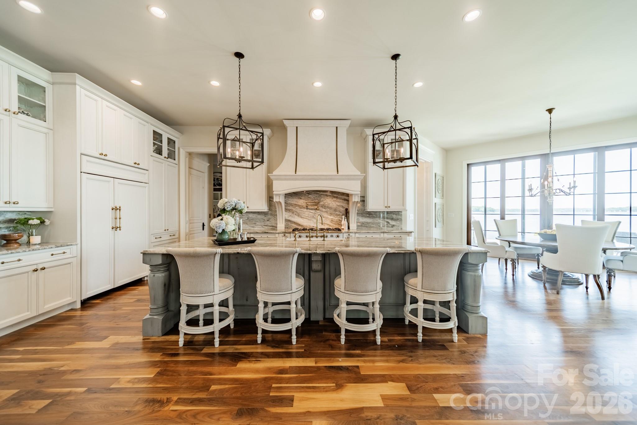 5204 Masons Ferry Road — Clover