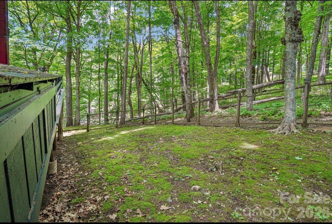 201 Hampton Gap Drive — Mars Hill