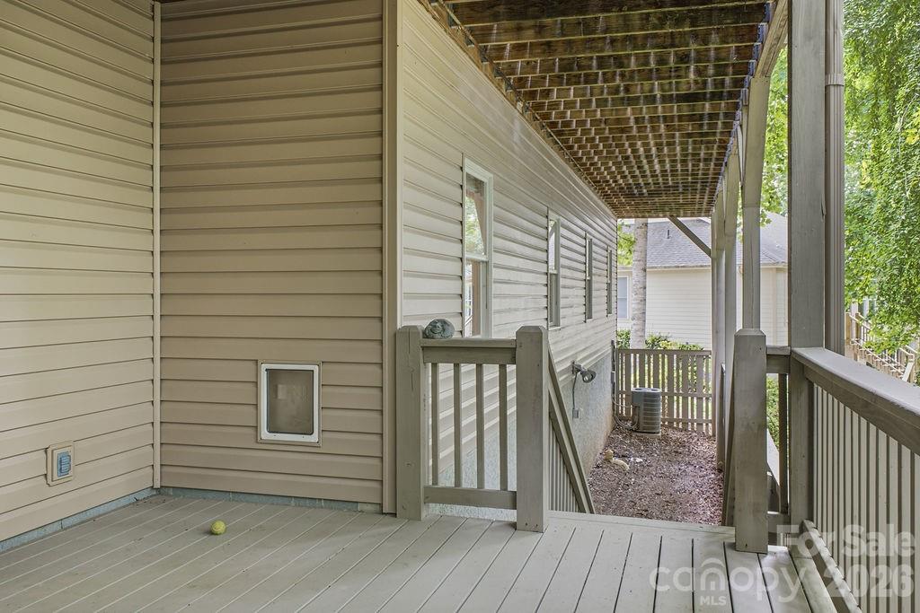 3121 Cove Loop Road — Hendersonville