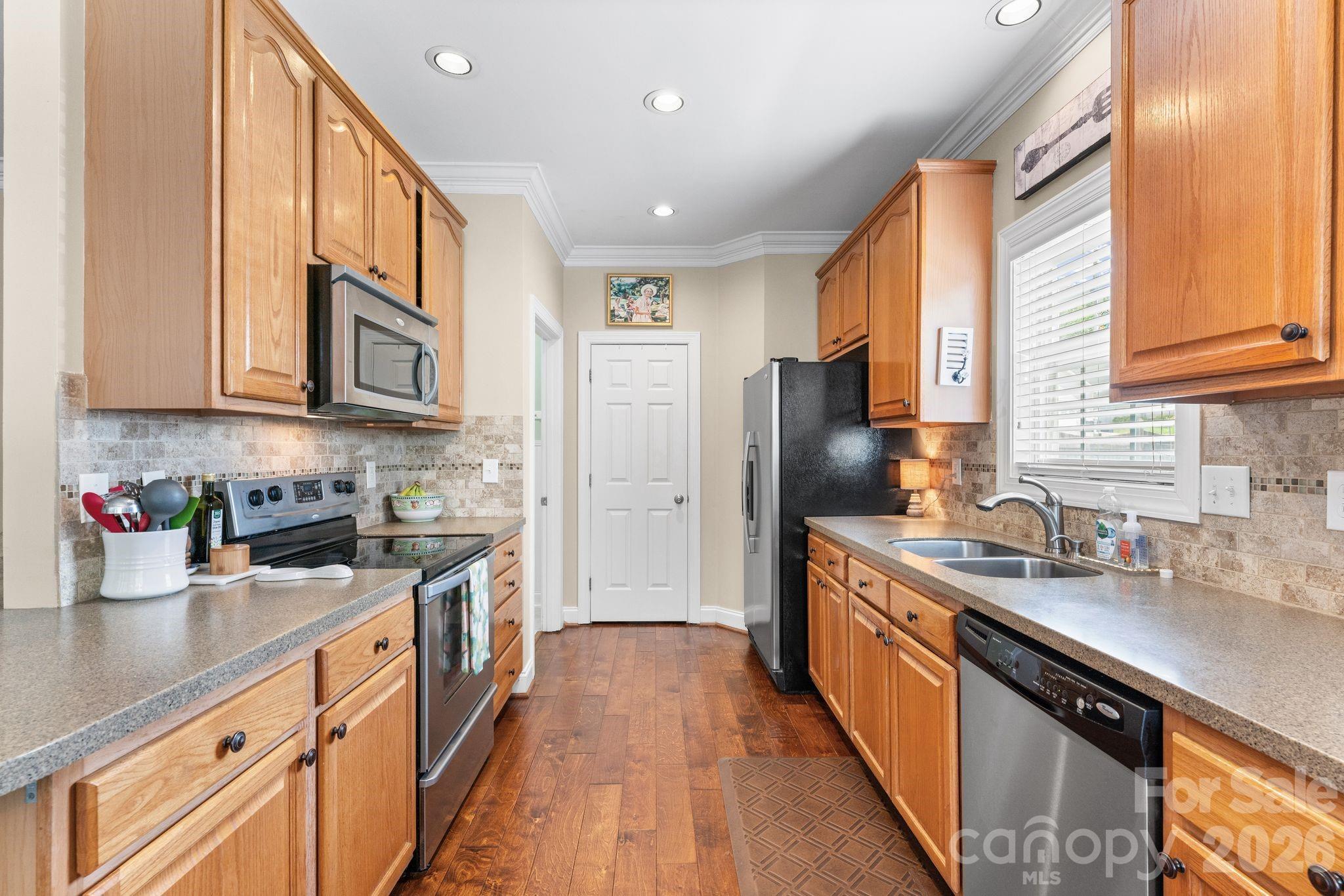 1900 Austin Place Lane — Winston Salem