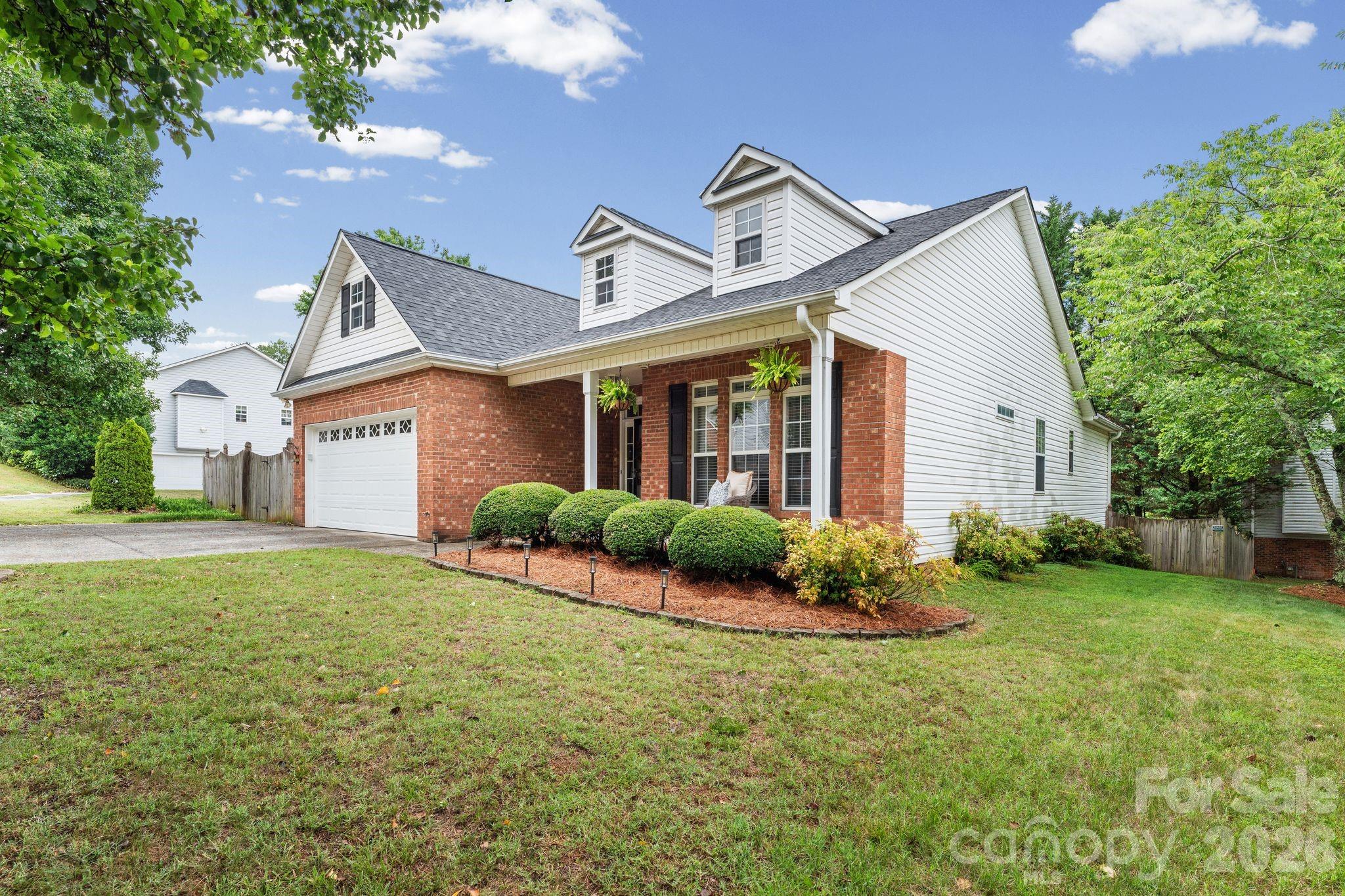 1900 Austin Place Lane — Winston Salem