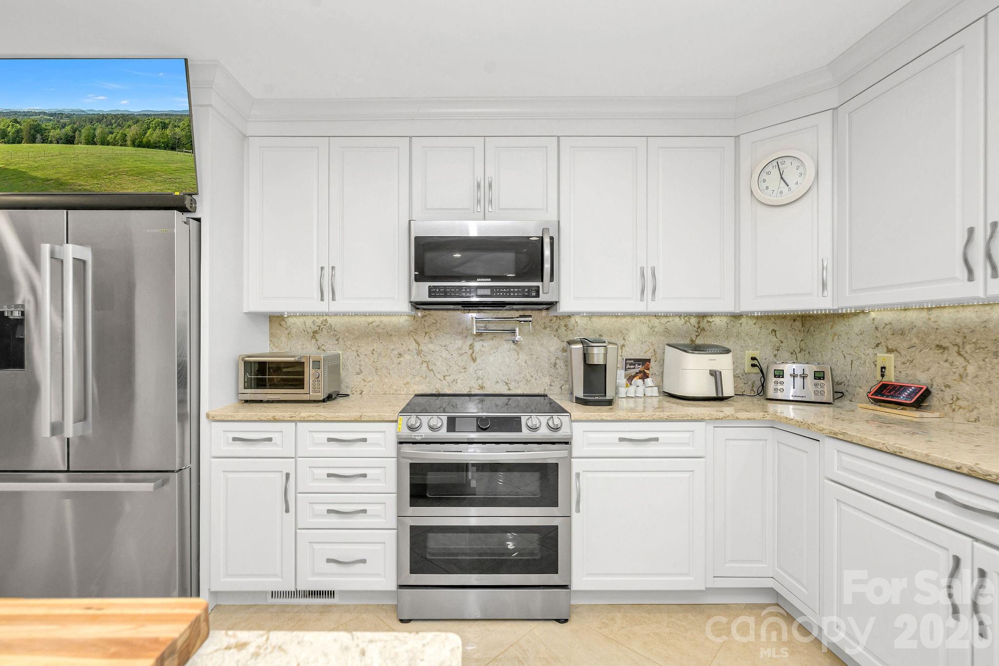 2831 Bethany Ford Road — Roaring River