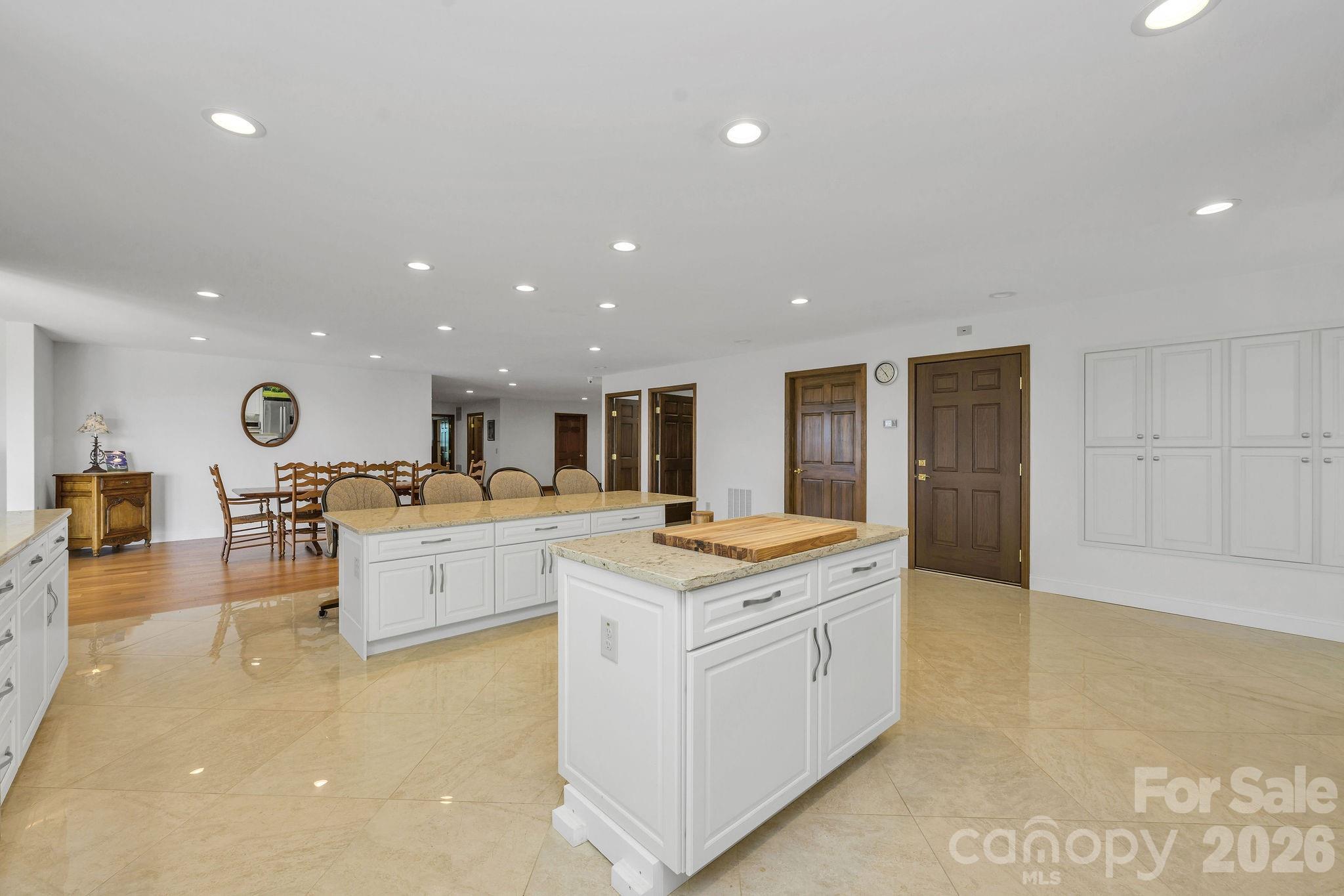 2831 Bethany Ford Road — Roaring River