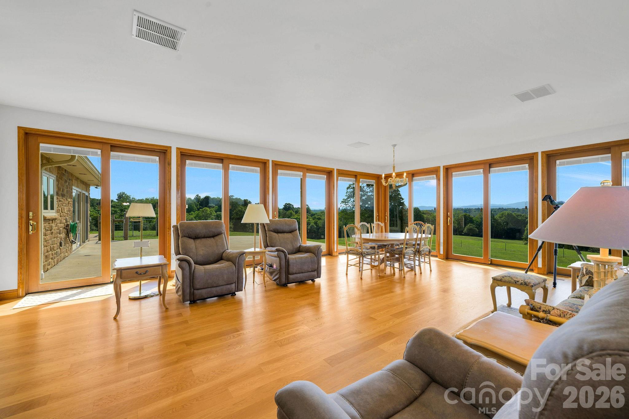 2831 Bethany Ford Road — Roaring River