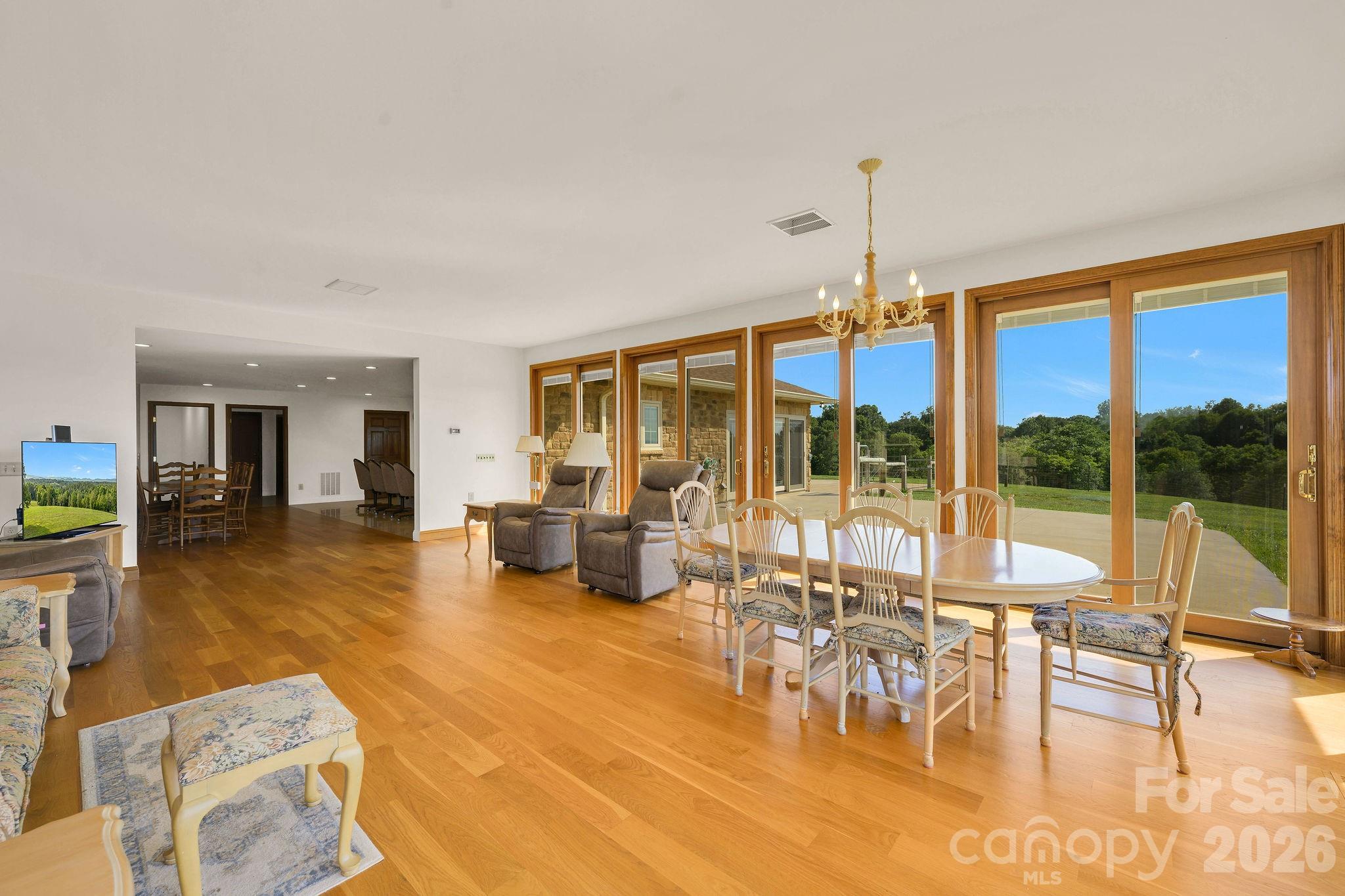 2831 Bethany Ford Road — Roaring River
