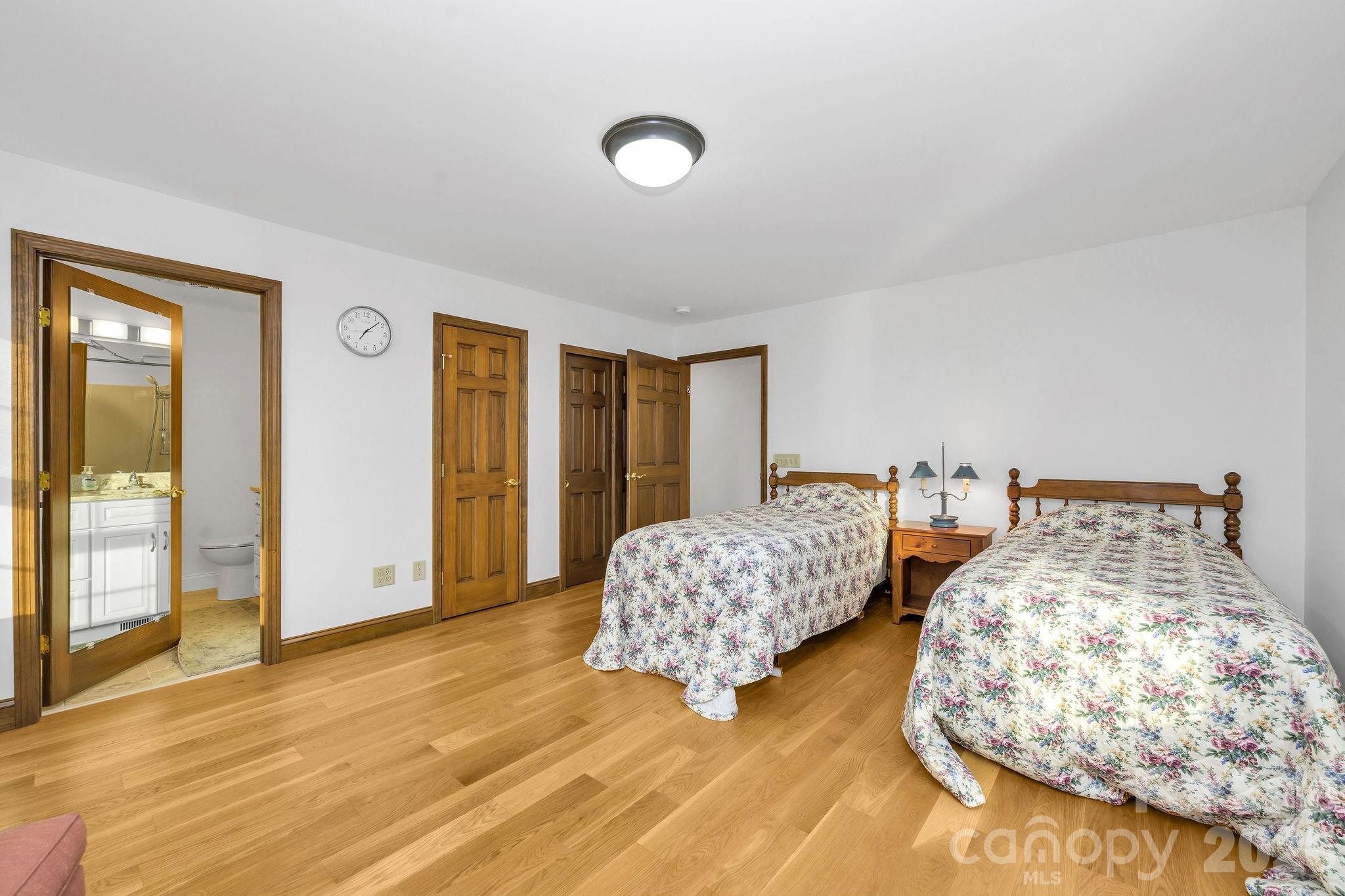 2831 Bethany Ford Road — Roaring River