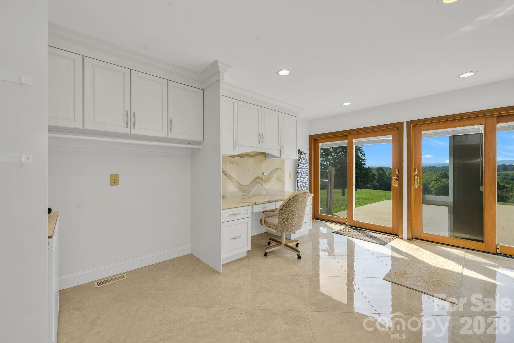 2831 Bethany Ford Road — Roaring River