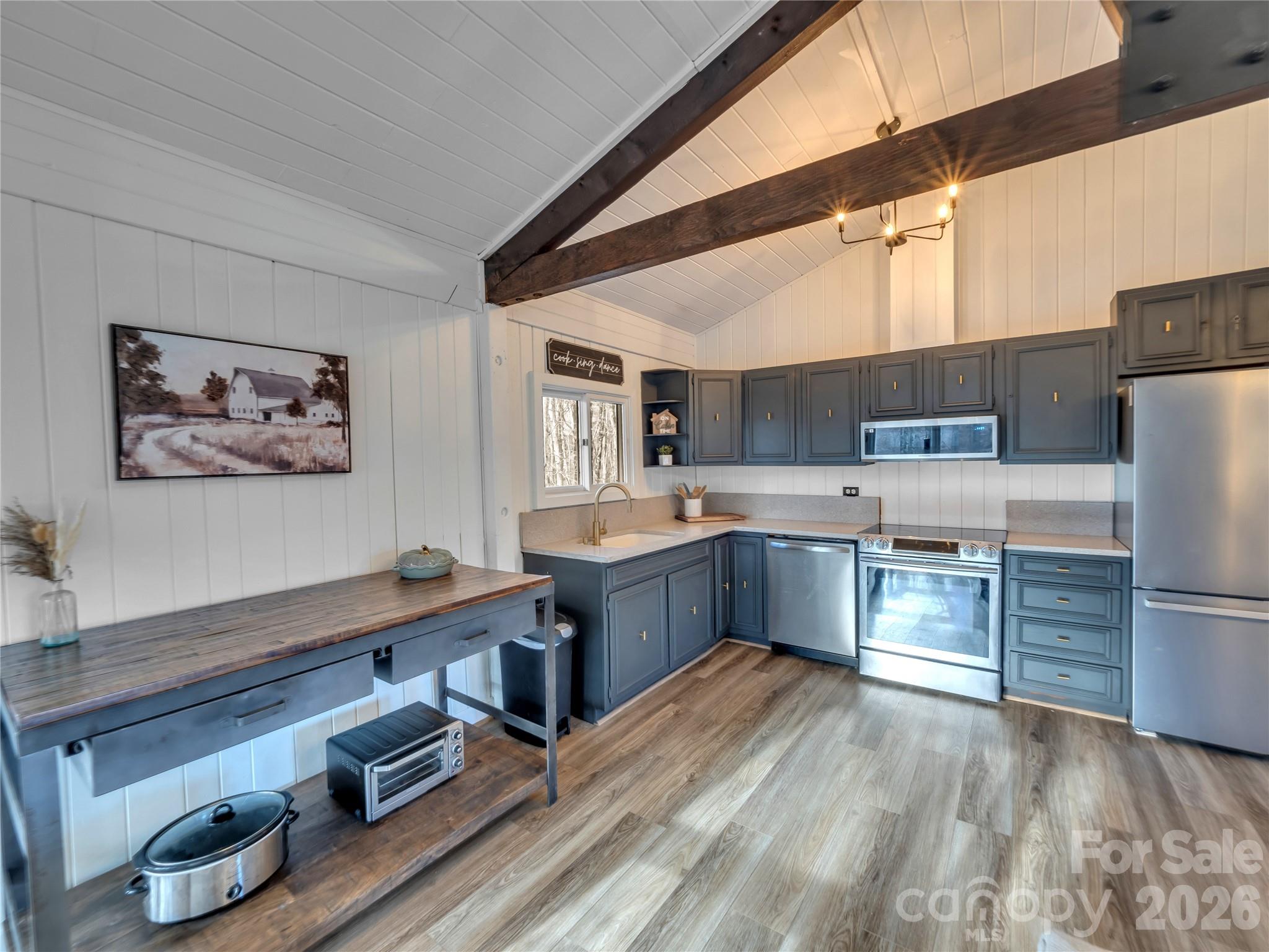 101 Upper Grouse Ridge Road — Beech Mountain