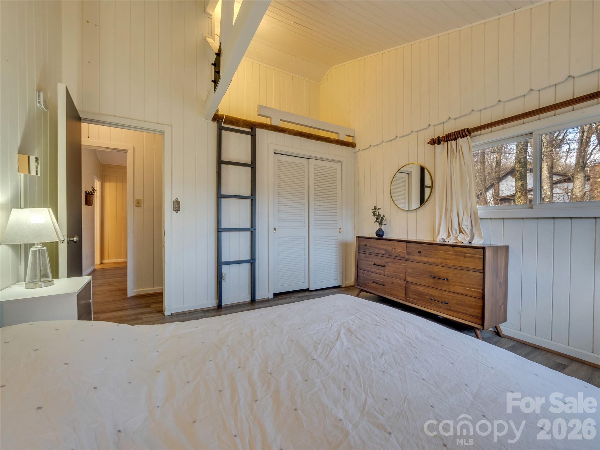 101 Upper Grouse Ridge Road — Beech Mountain