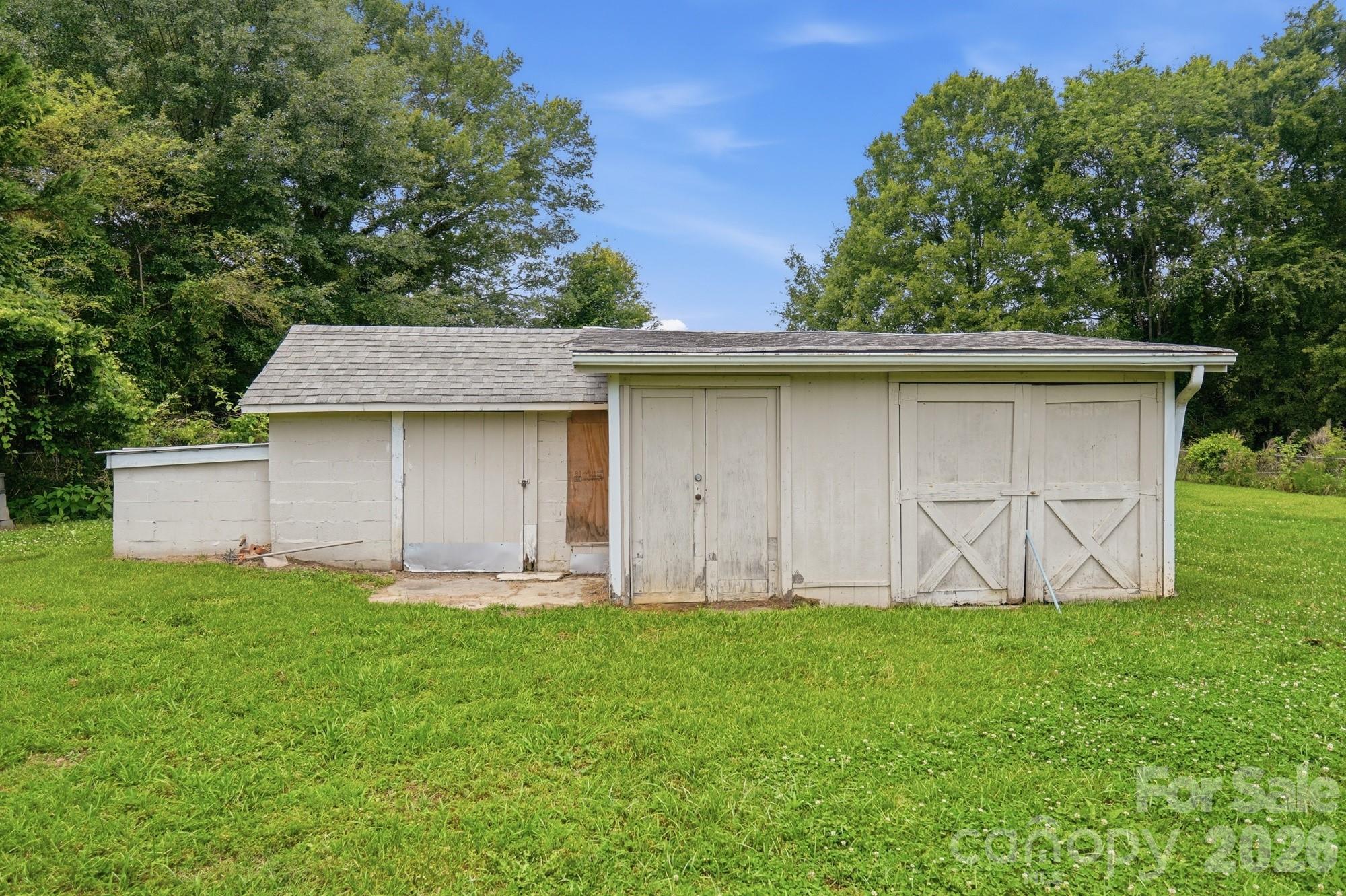 913 Harper Road — Gastonia