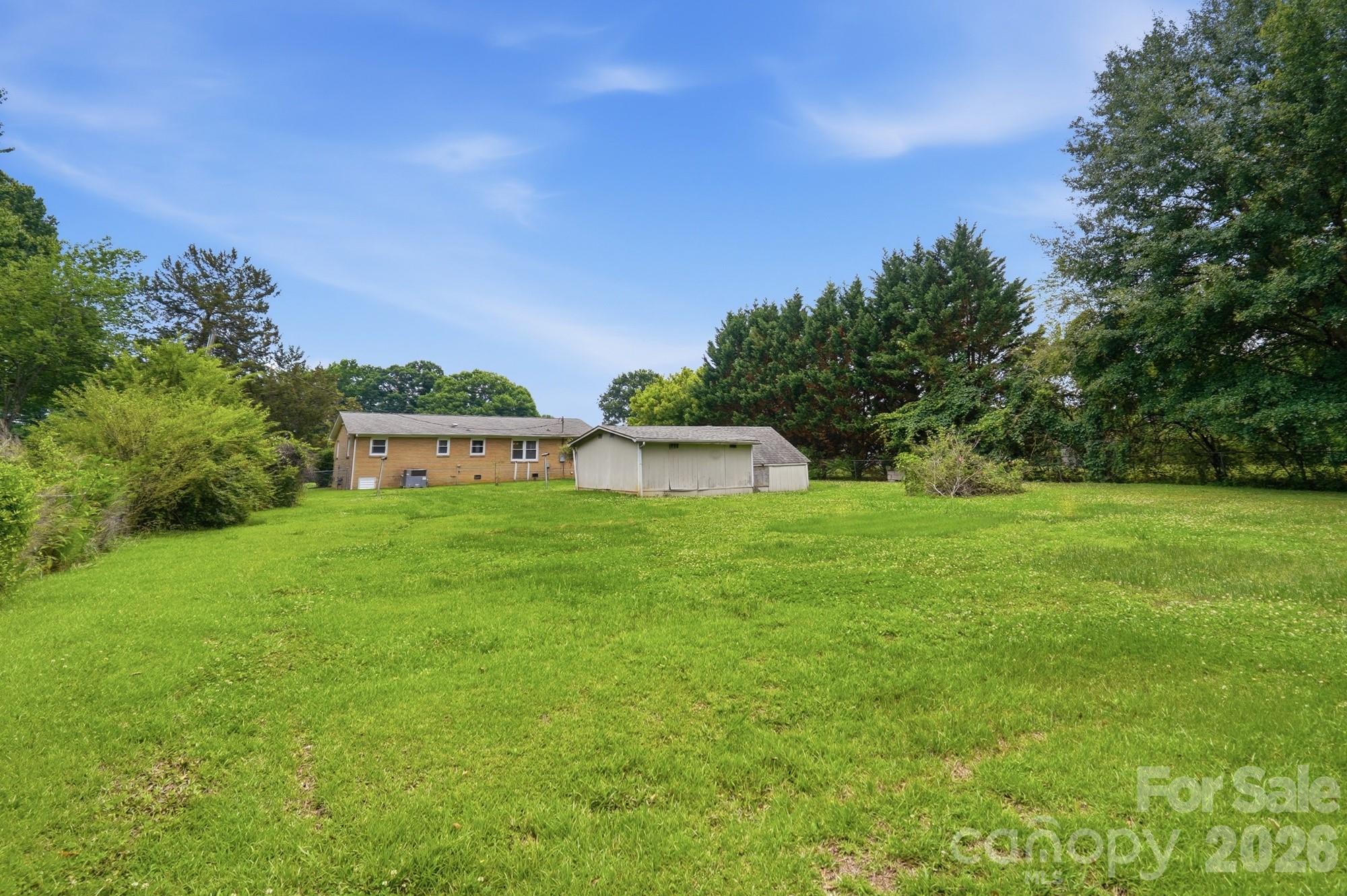 913 Harper Road — Gastonia