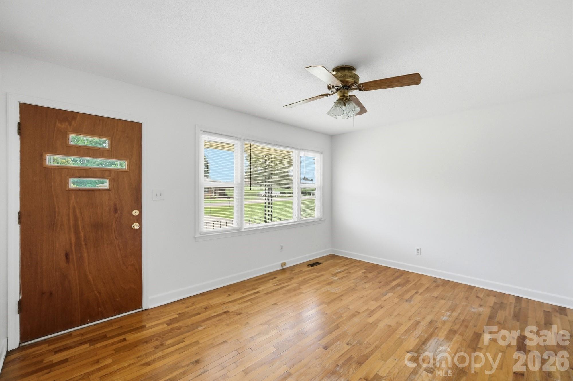 913 Harper Road — Gastonia