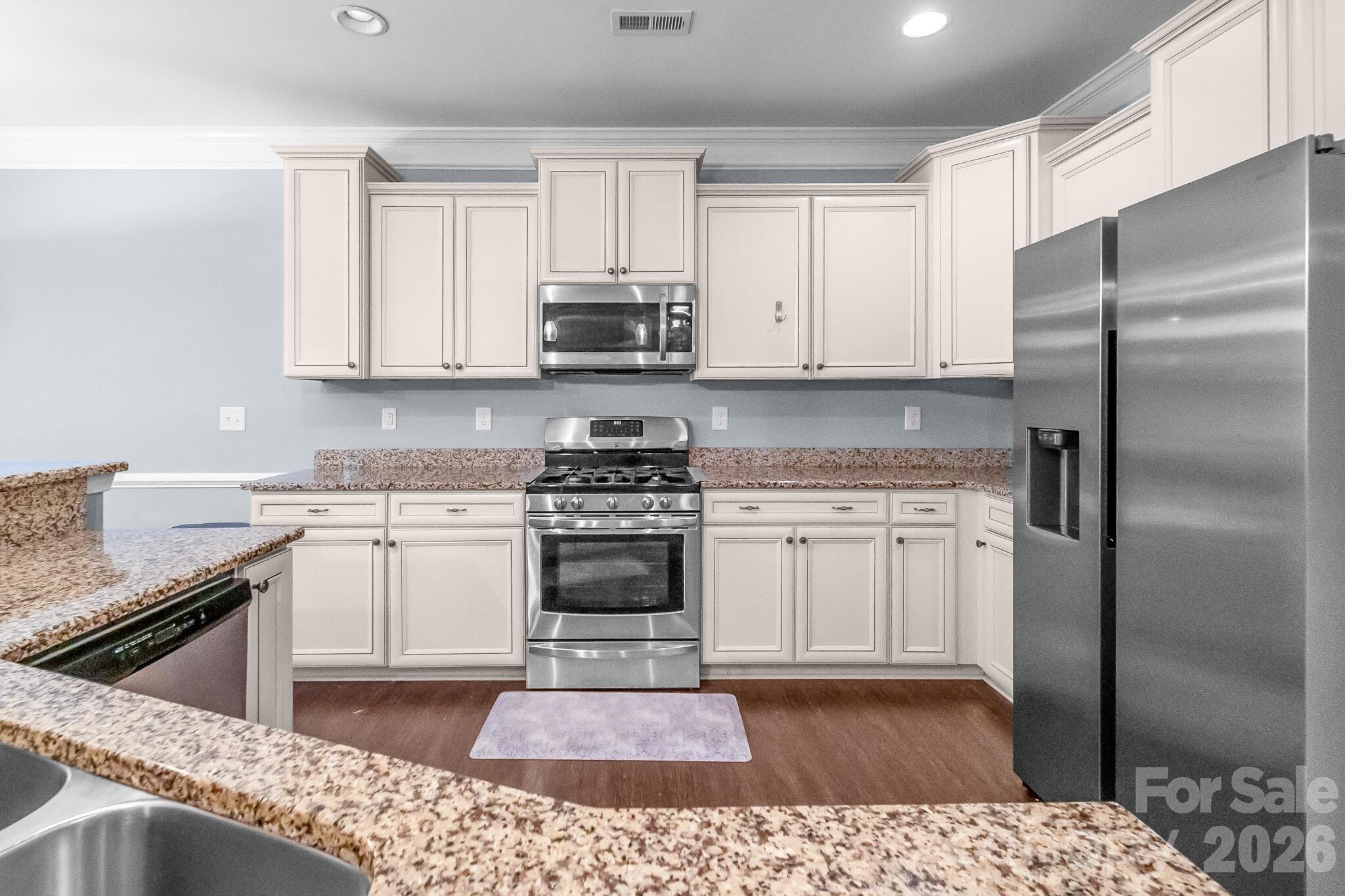 1410 San Gabriel Avenue — Charlotte