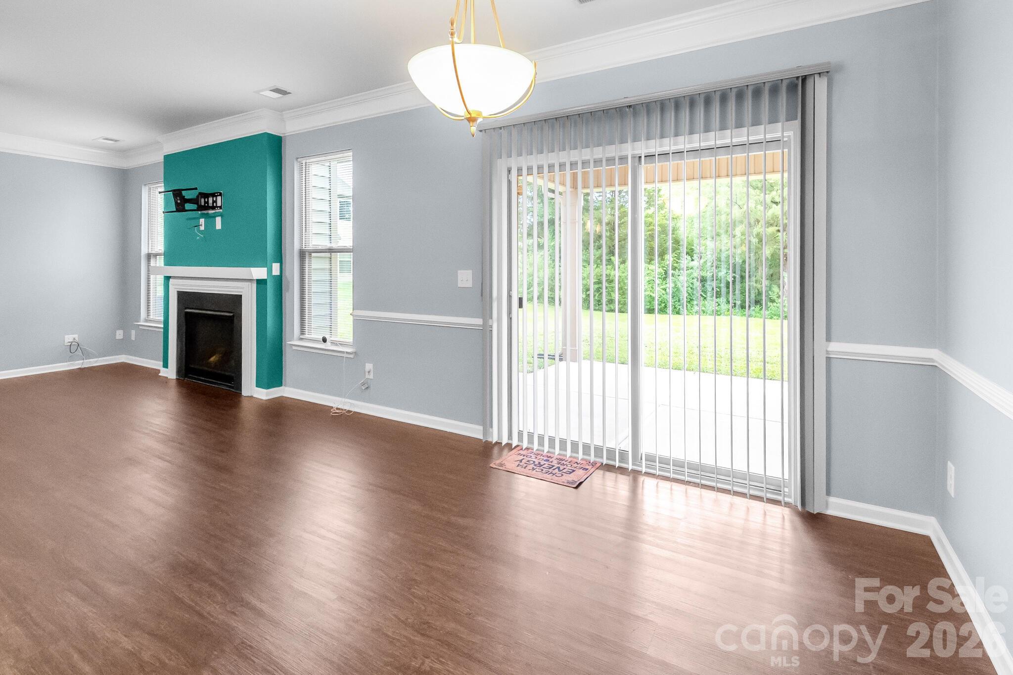 1410 San Gabriel Avenue — Charlotte