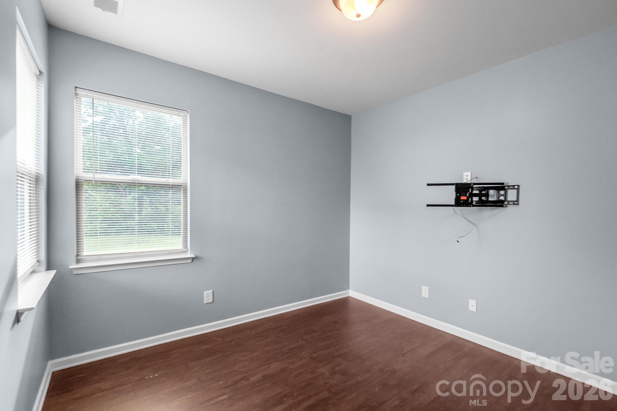1410 San Gabriel Avenue — Charlotte