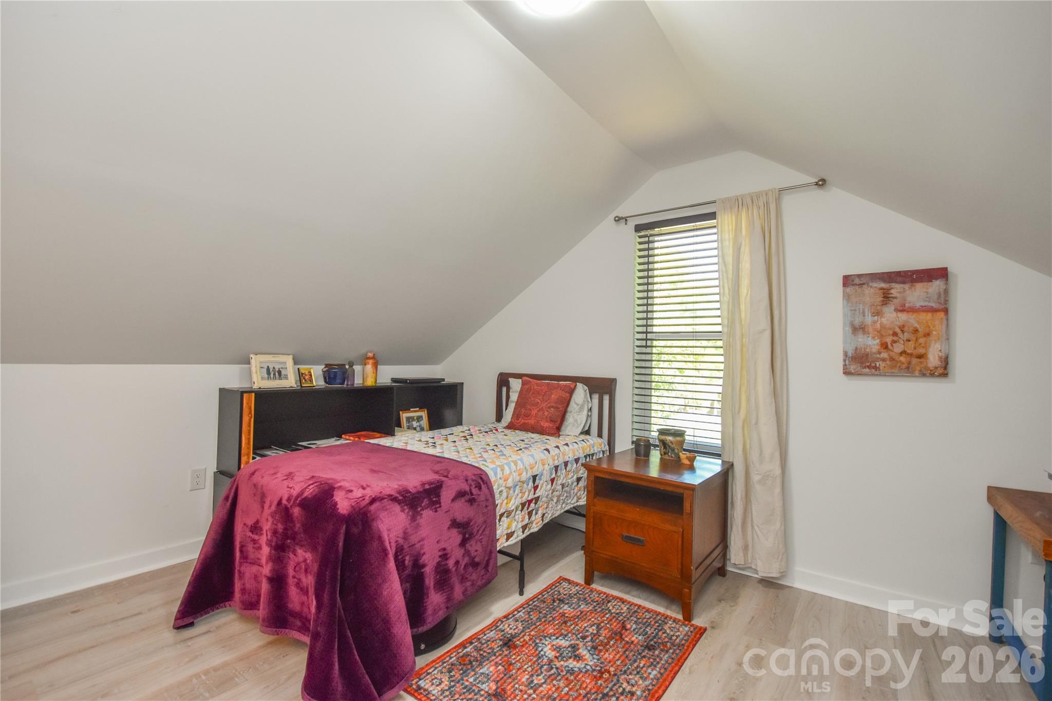 345 W Lowrance Avenue — Mooresville