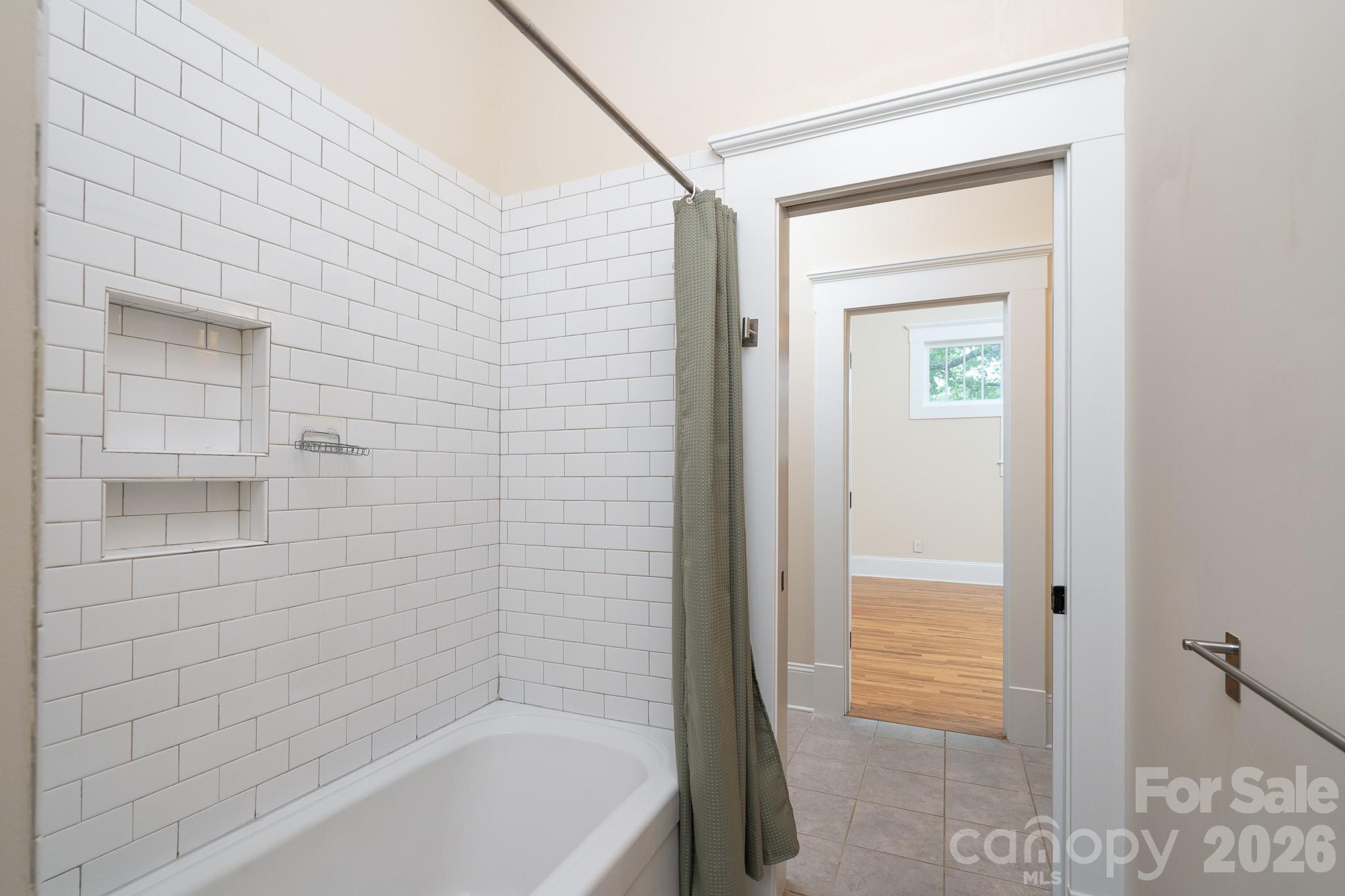 1128 E 35th Street — Charlotte