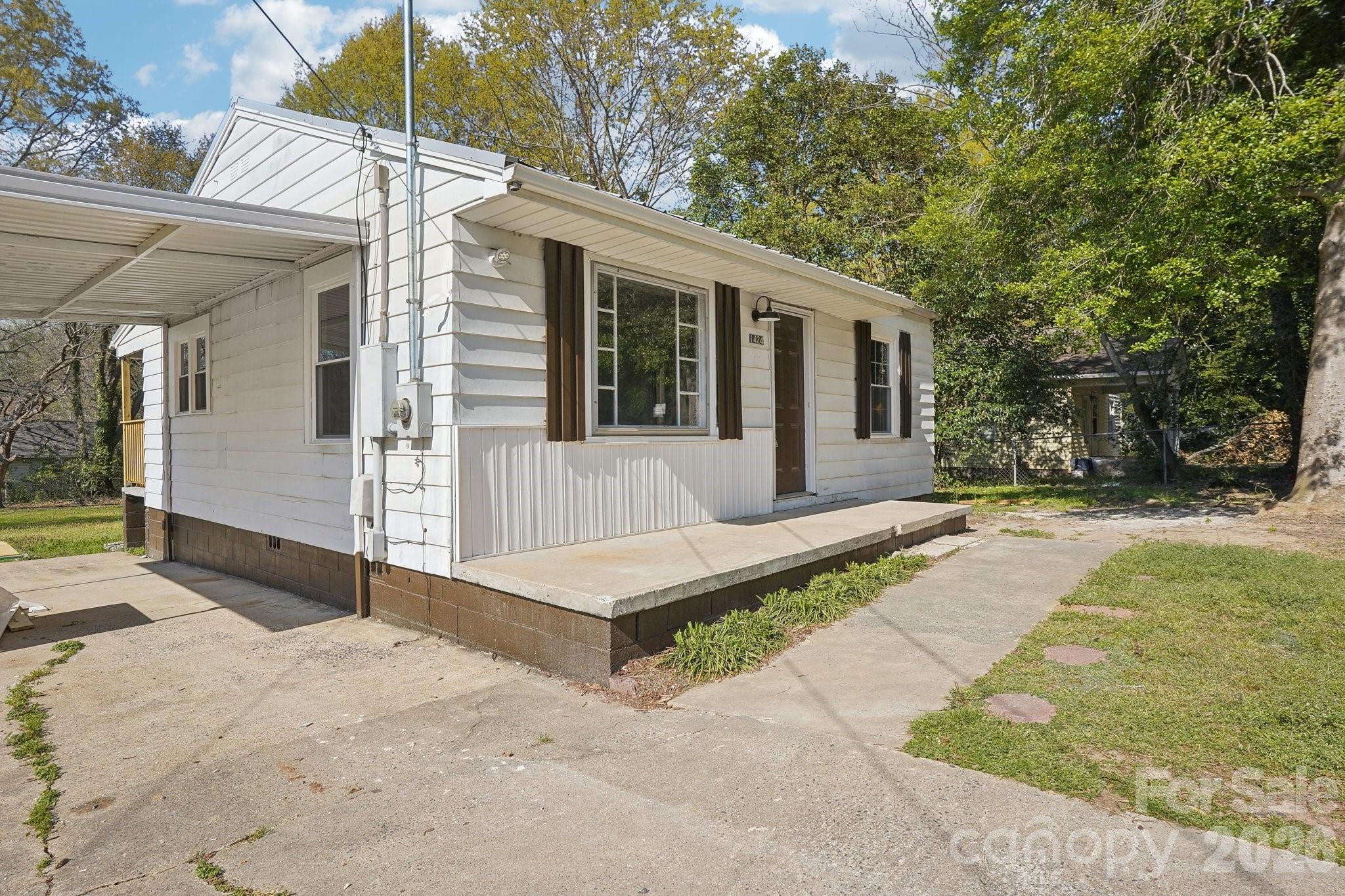 1424 Ware Avenue — Gastonia
