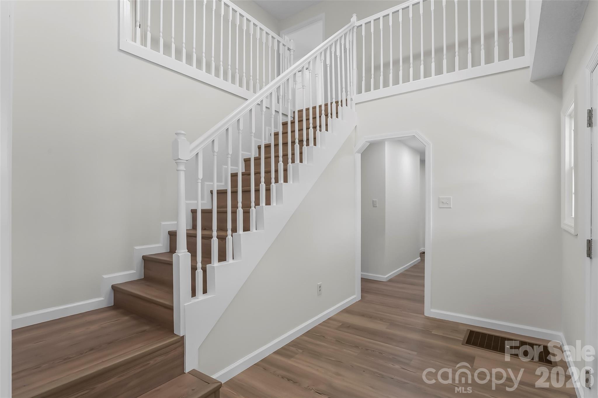 2705 Robinson Road — Newton