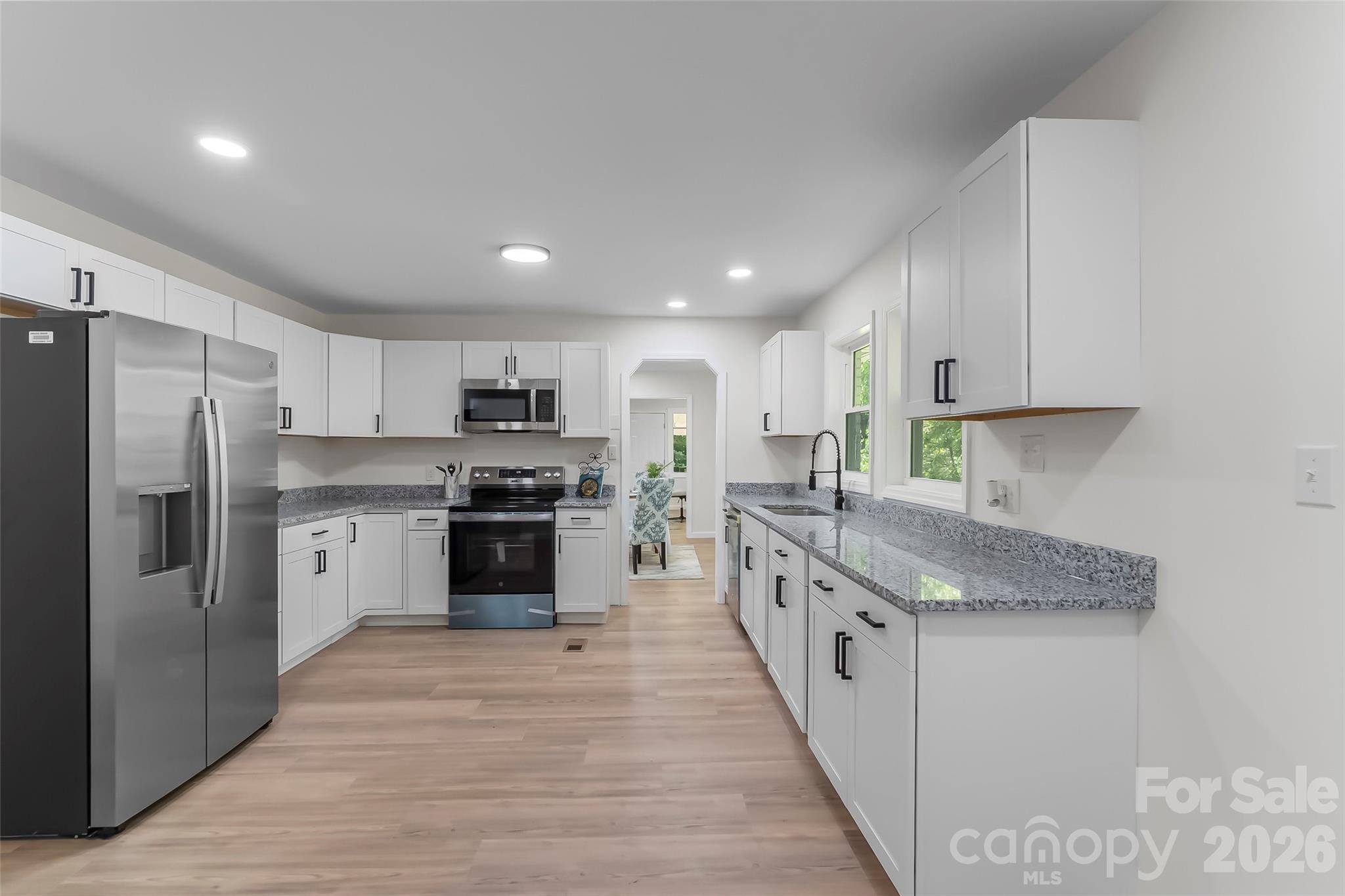 2705 Robinson Road — Newton