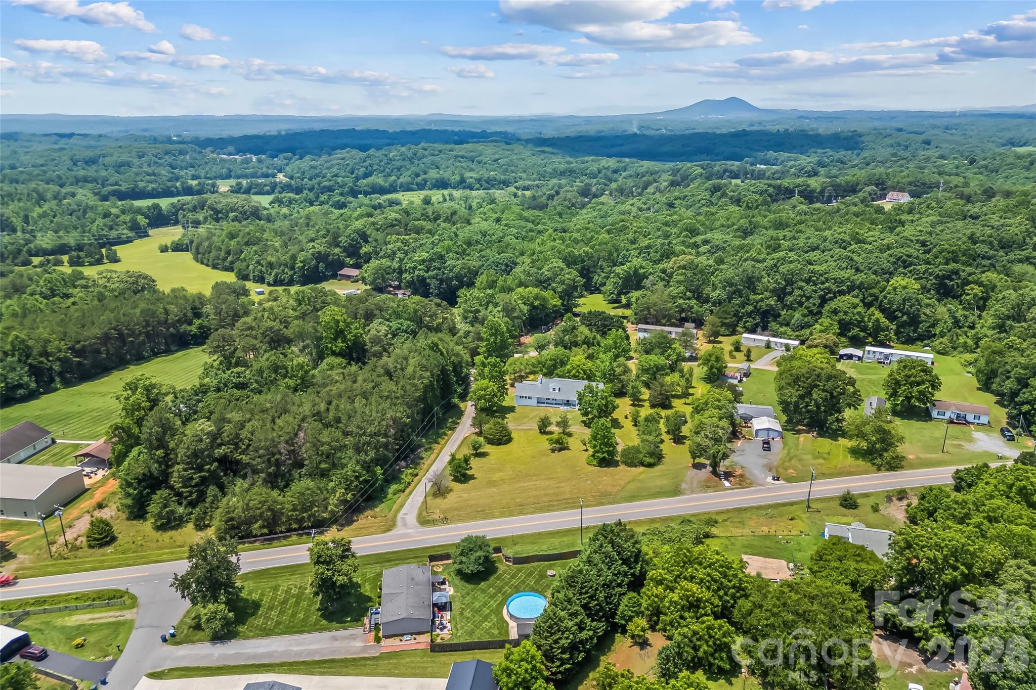 2705 Robinson Road — Newton