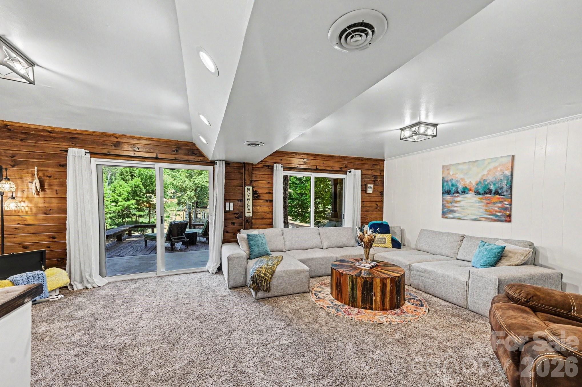 512 Deerfield Road — Mount Gilead