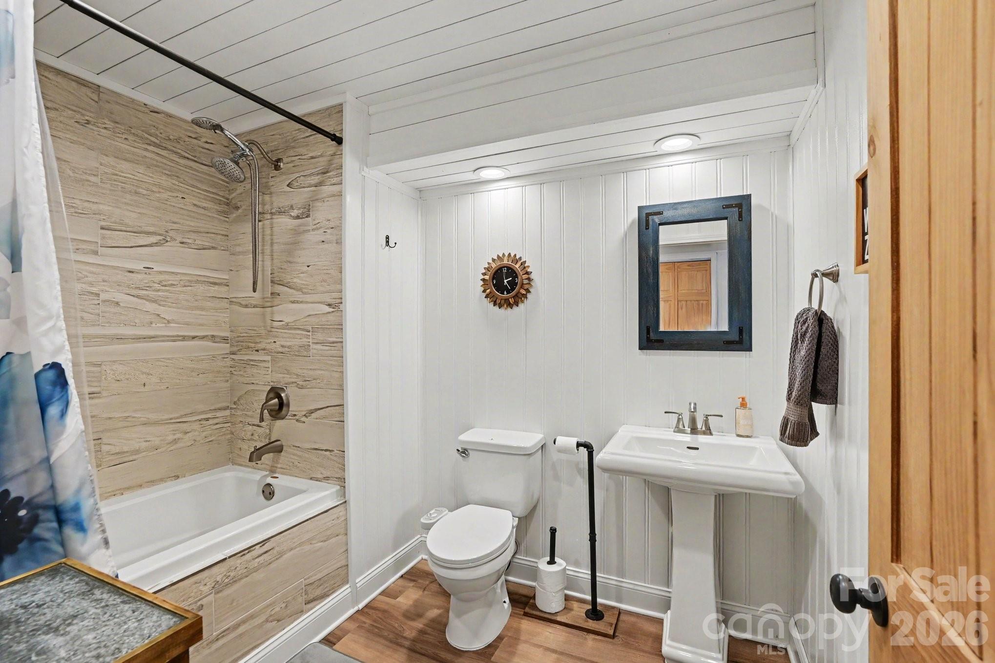 512 Deerfield Road — Mount Gilead
