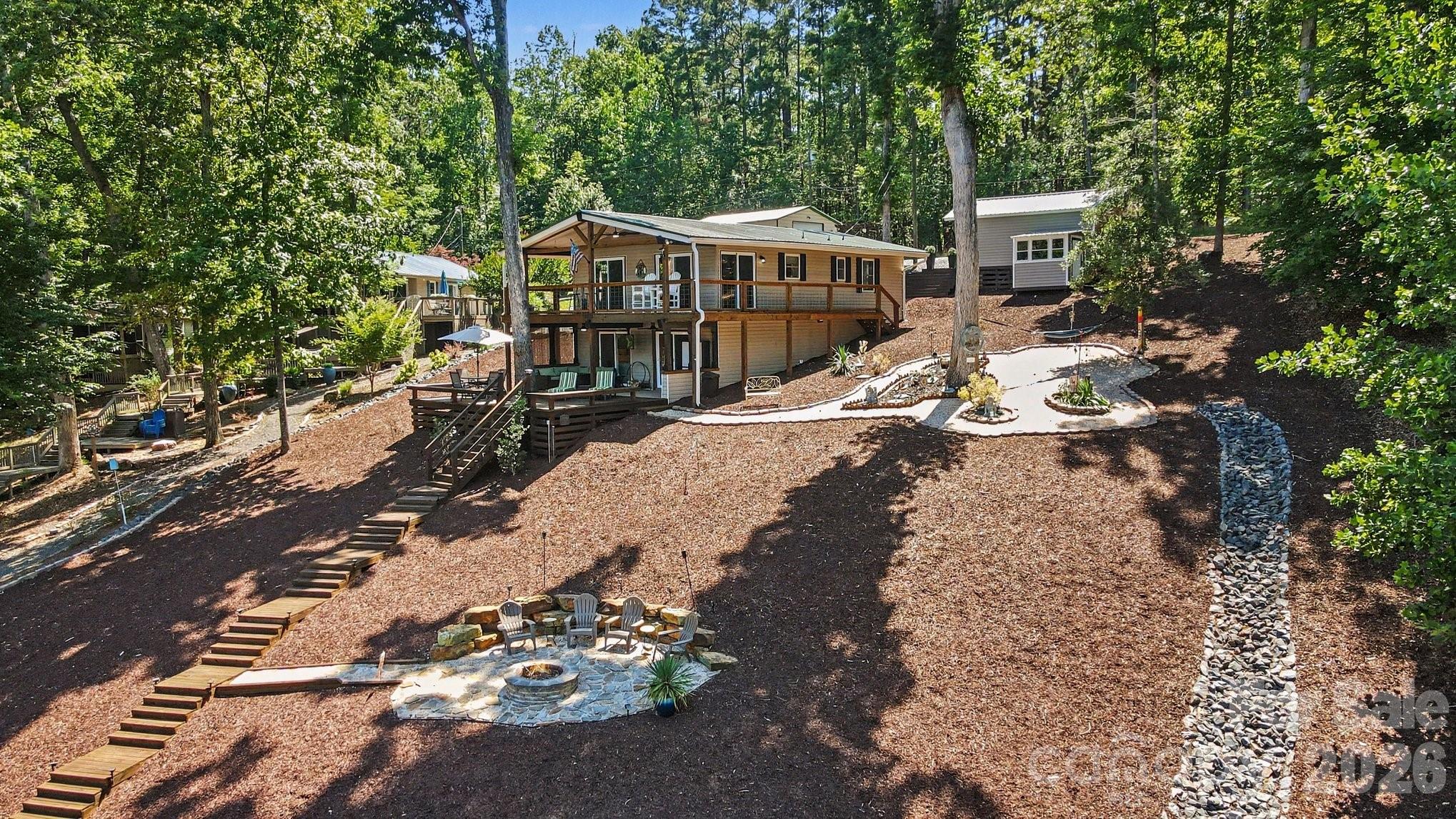 512 Deerfield Road — Mount Gilead